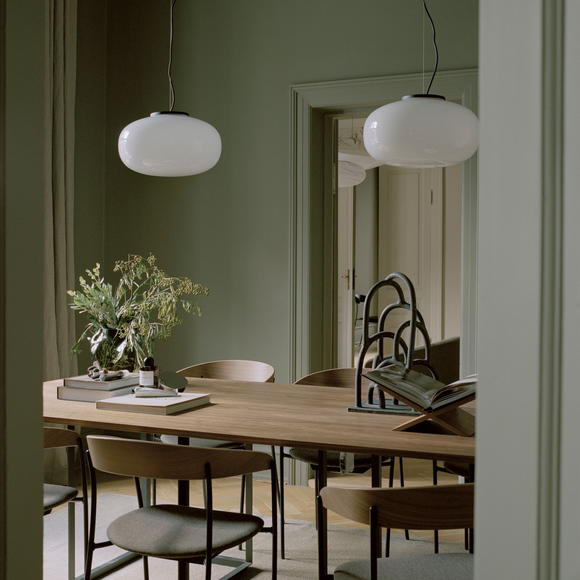 Karl-Johan LED Suspension Lamp Ø40cm