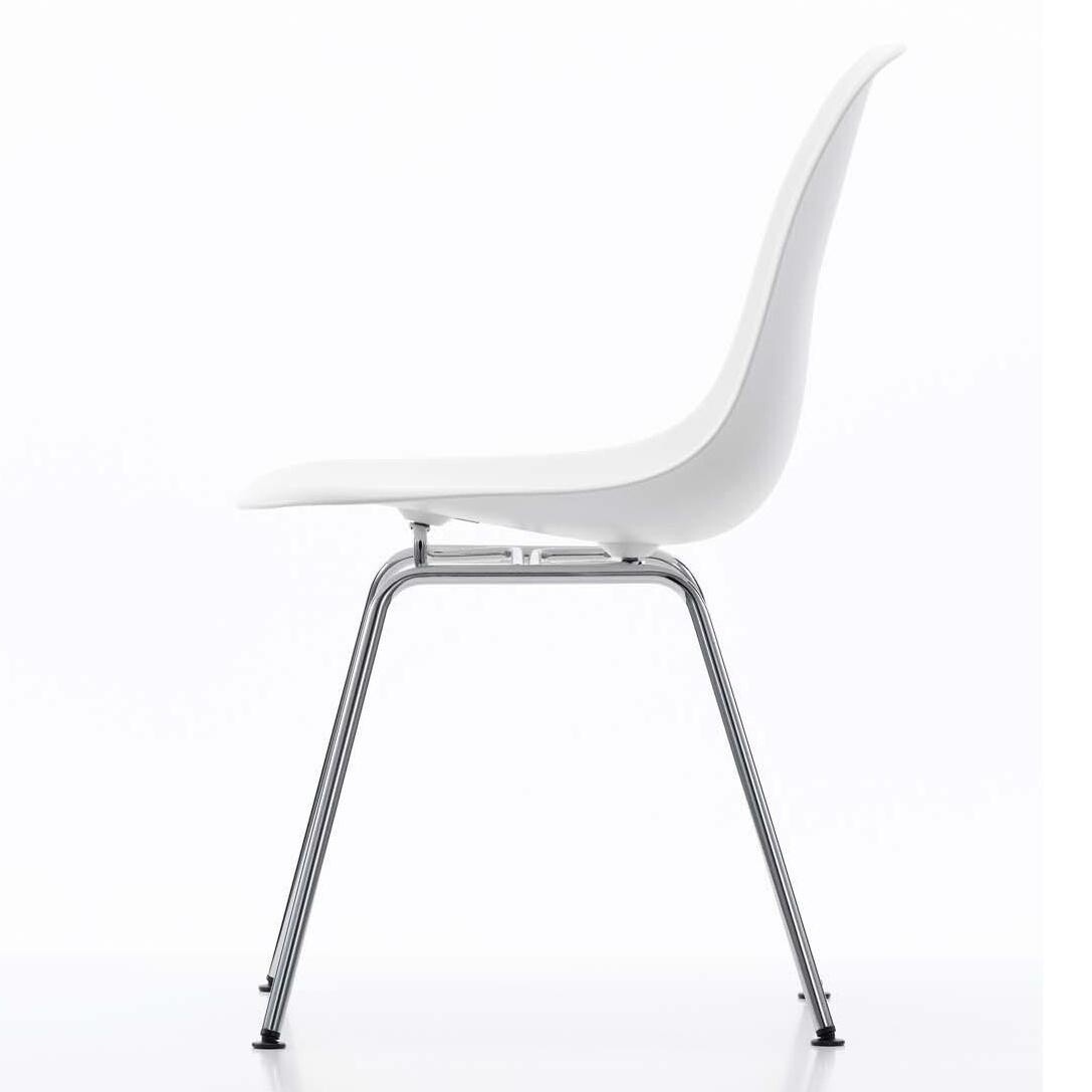 Eames Plastic Side Chair DSX Chromed Base