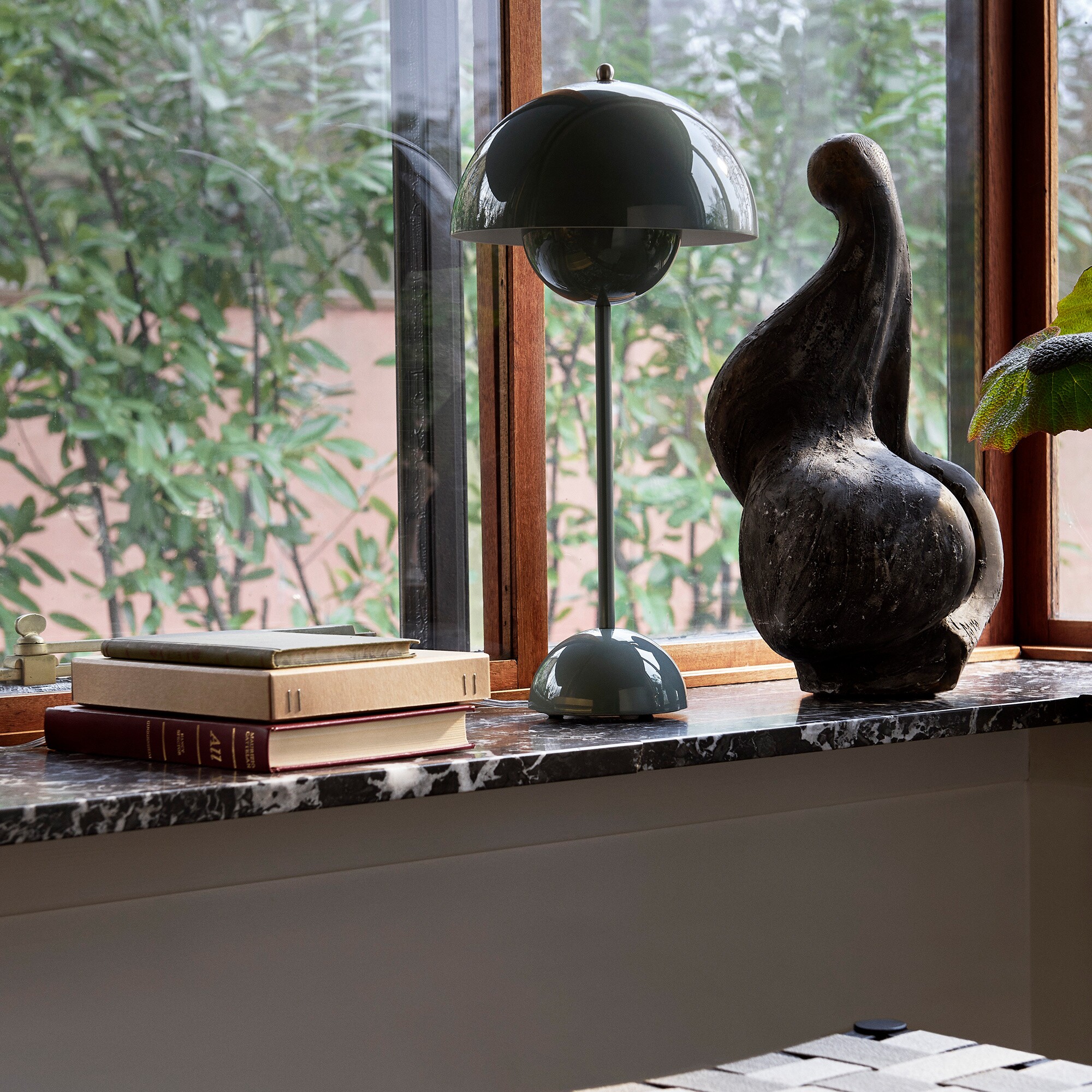 Flowerpot VP3 Table Lamp