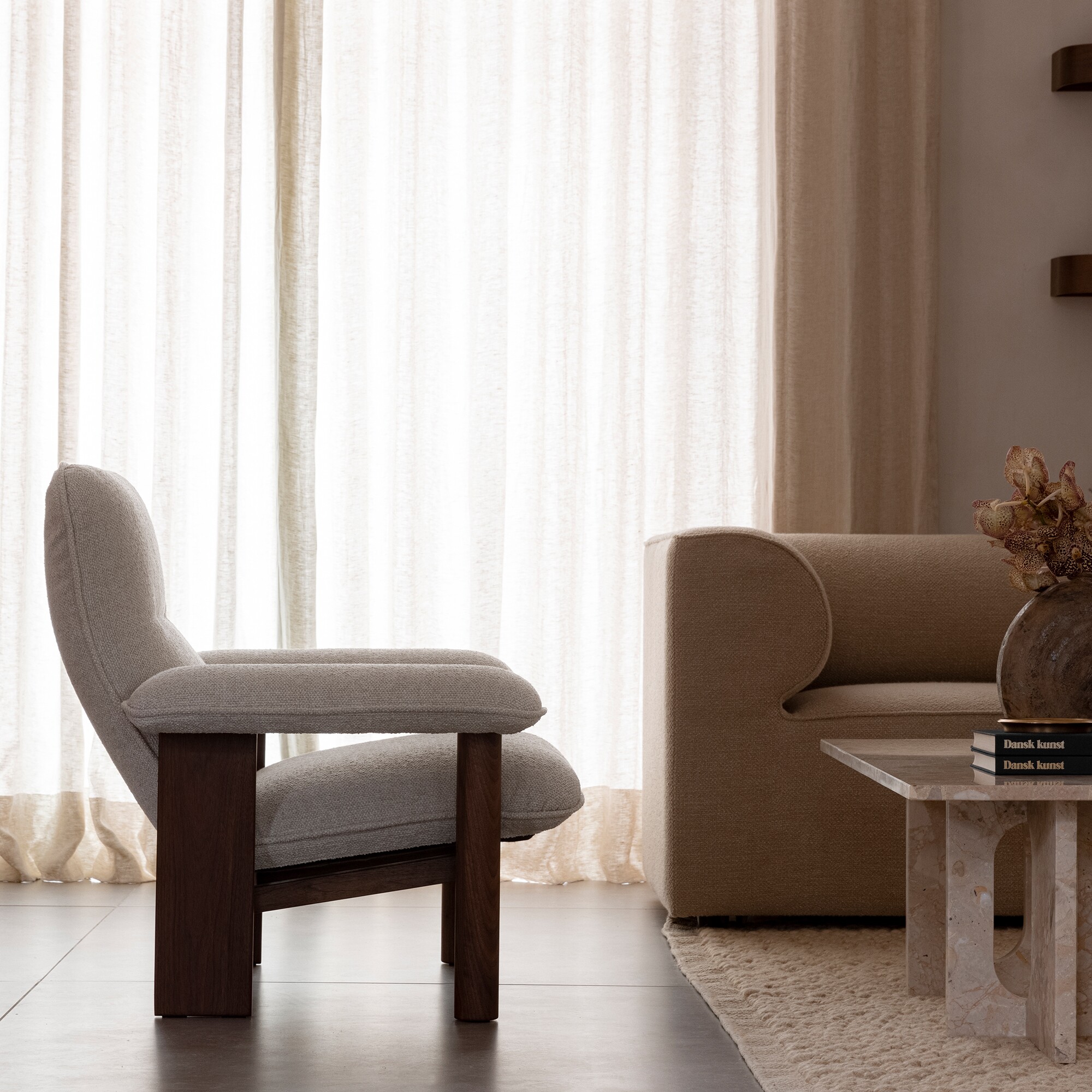 Brasilia Lounge Chair