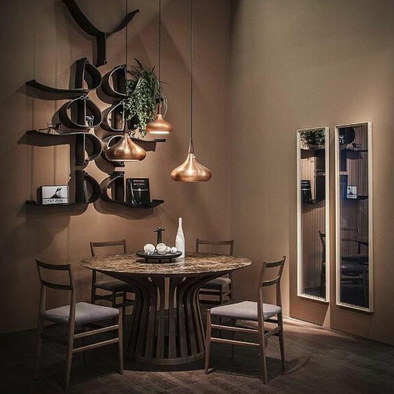 646 Leggera Chair with Padded Seat