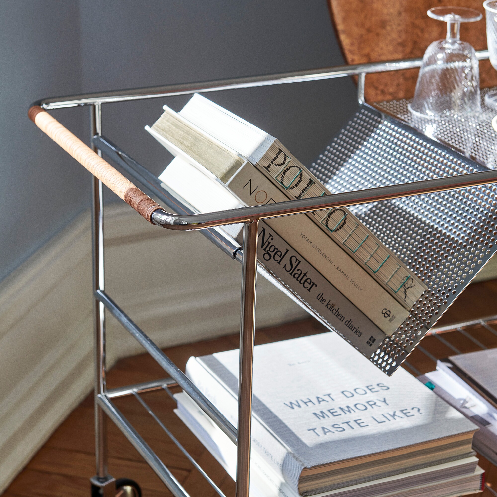 Alima NDS1 Serving Trolley