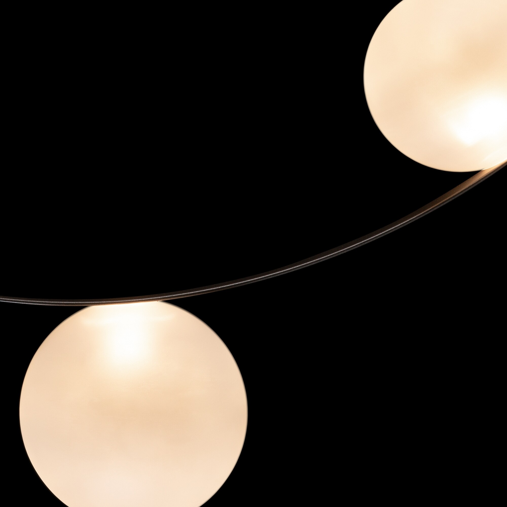 Hubble Bubble 7 LED Suspension Lamp