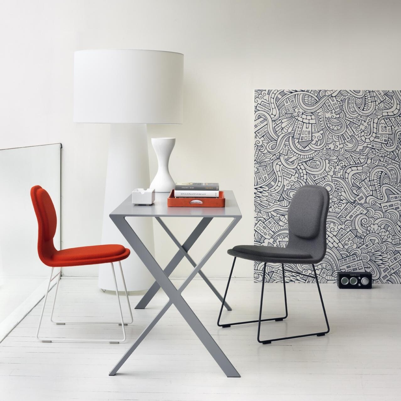 Big Shadow Floor Lamp