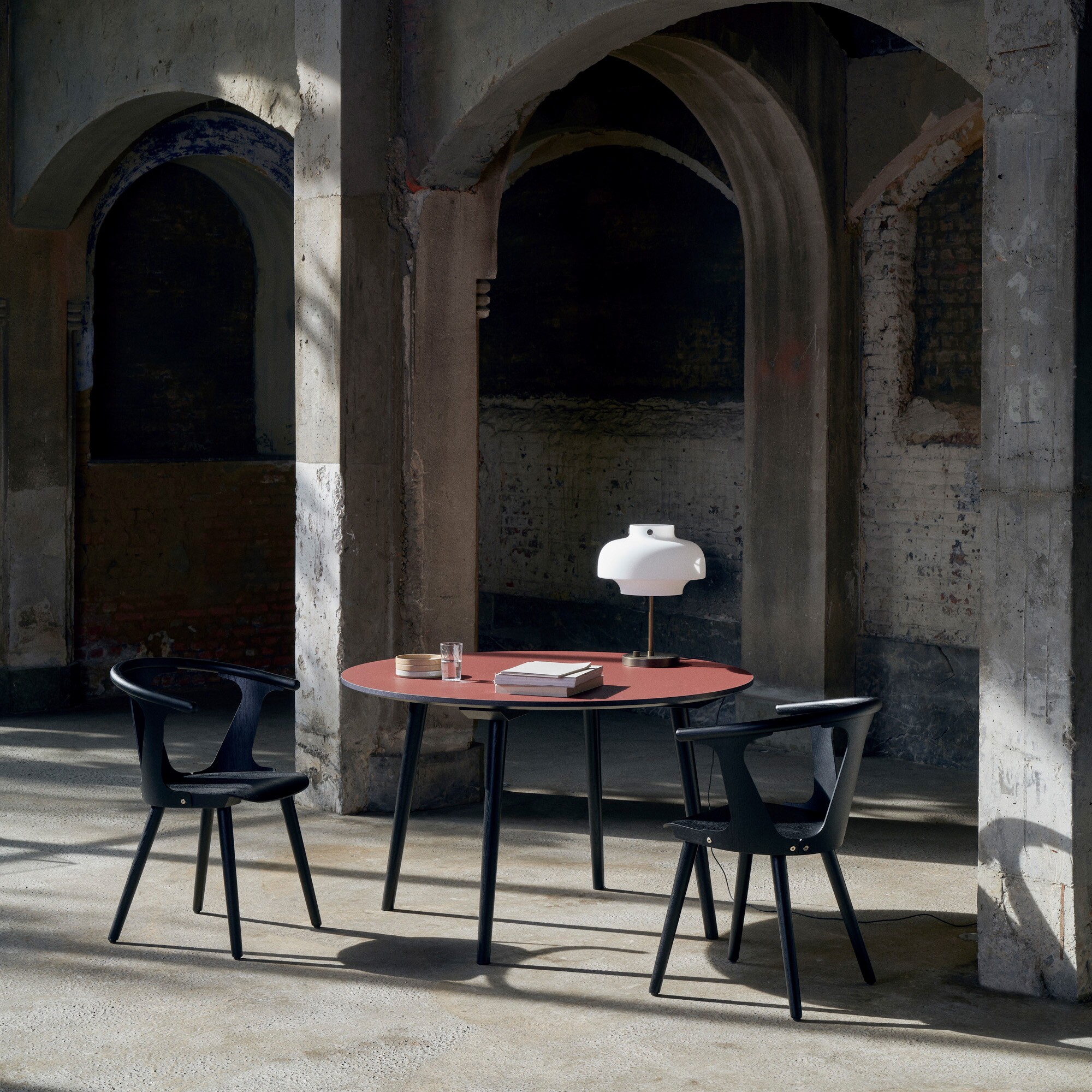 In Between SK1 Chair