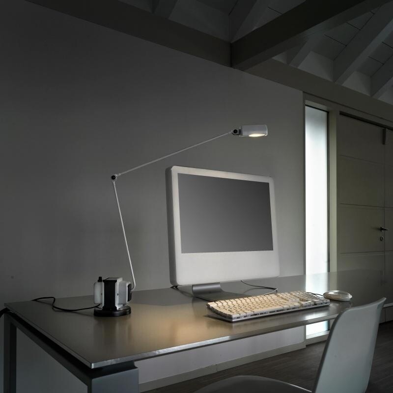 Daphine LED Desk Lamp