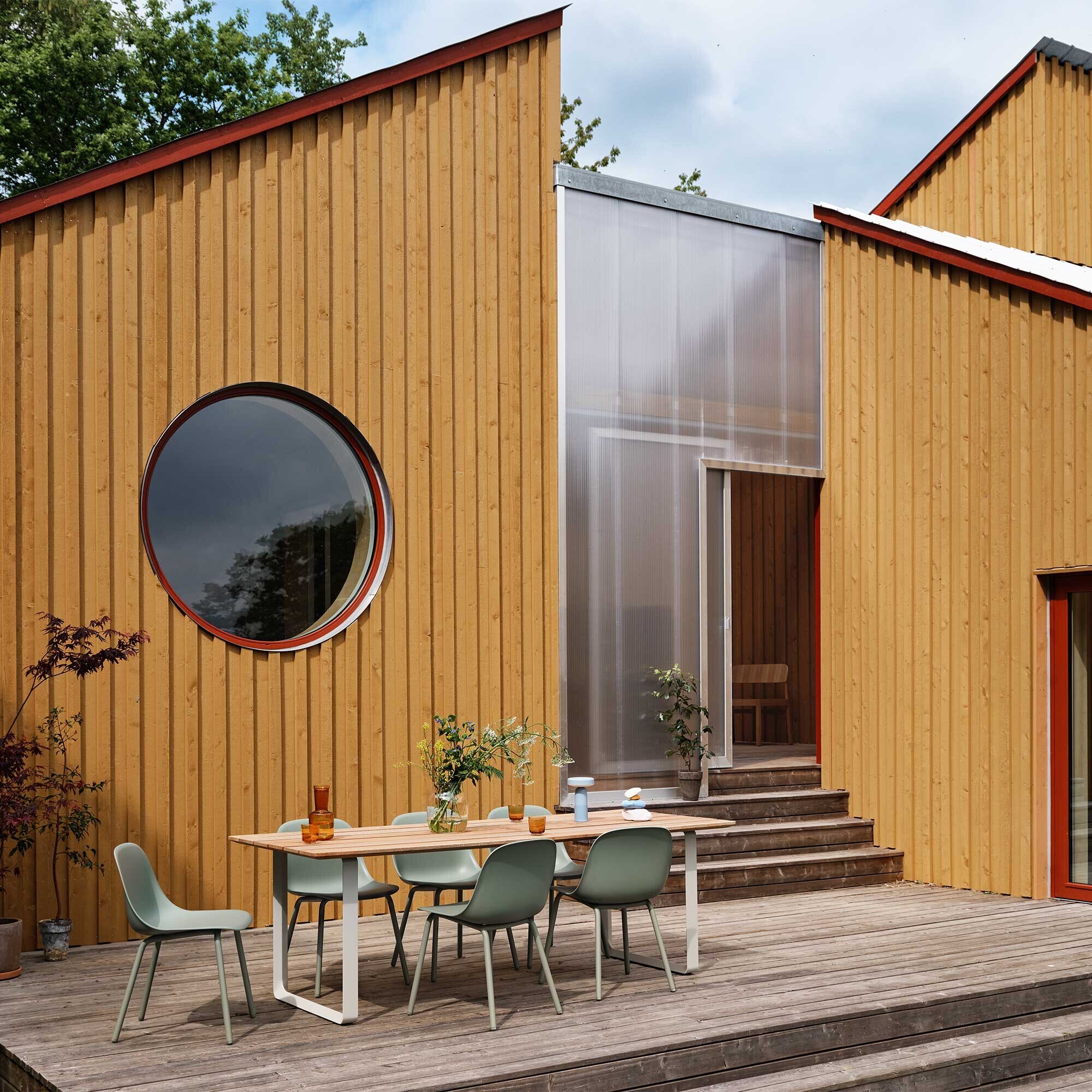 Fiber Outdoor Armchair without Holes