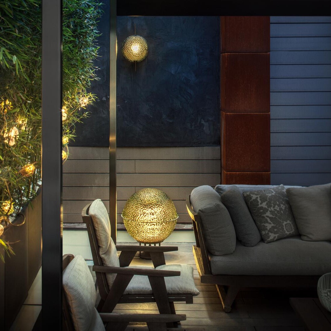 Medousê W LED Outdoor Wall Lamp