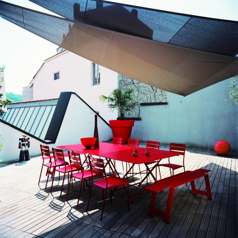 Bistro Folding Table 117x77cm