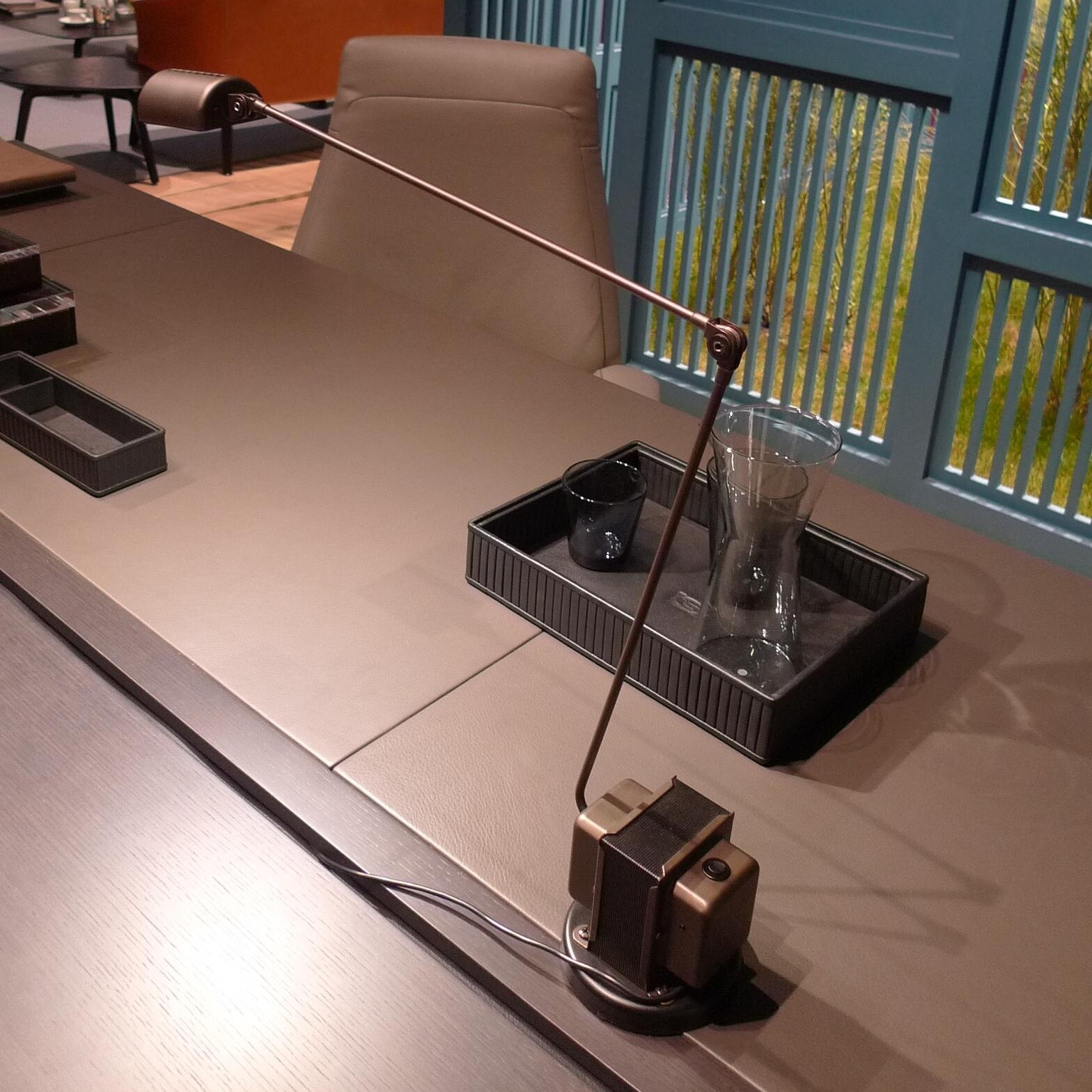 Daphine LED Desk Lamp