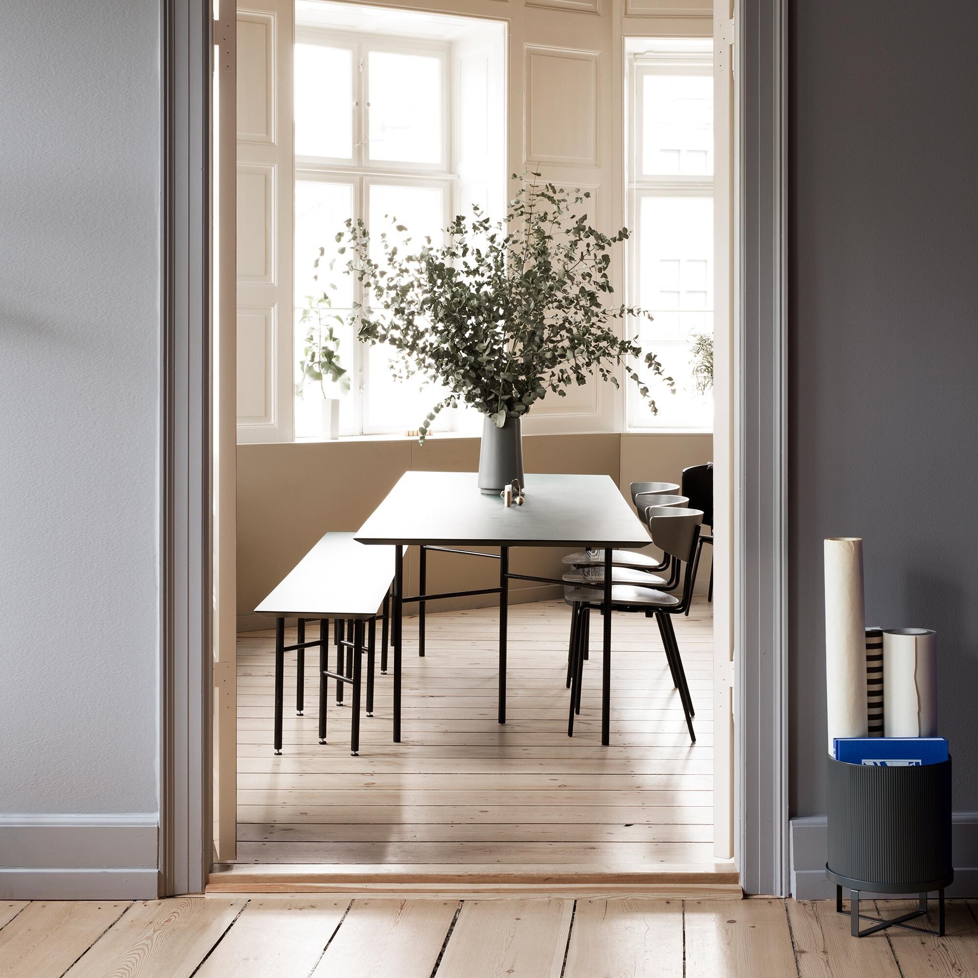 Bau Outdoor Plant Pot L