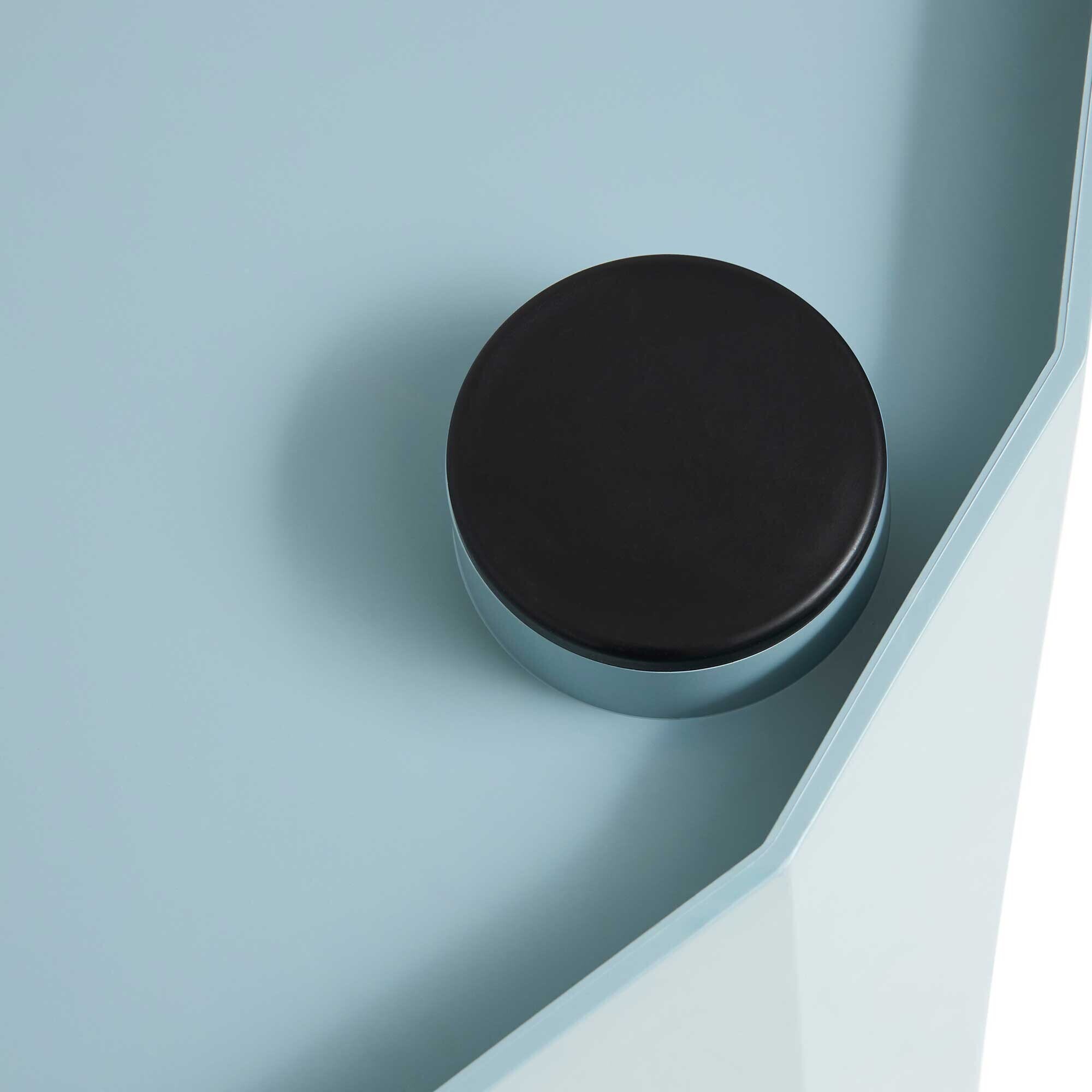 Facet Container High with Feet and Castors