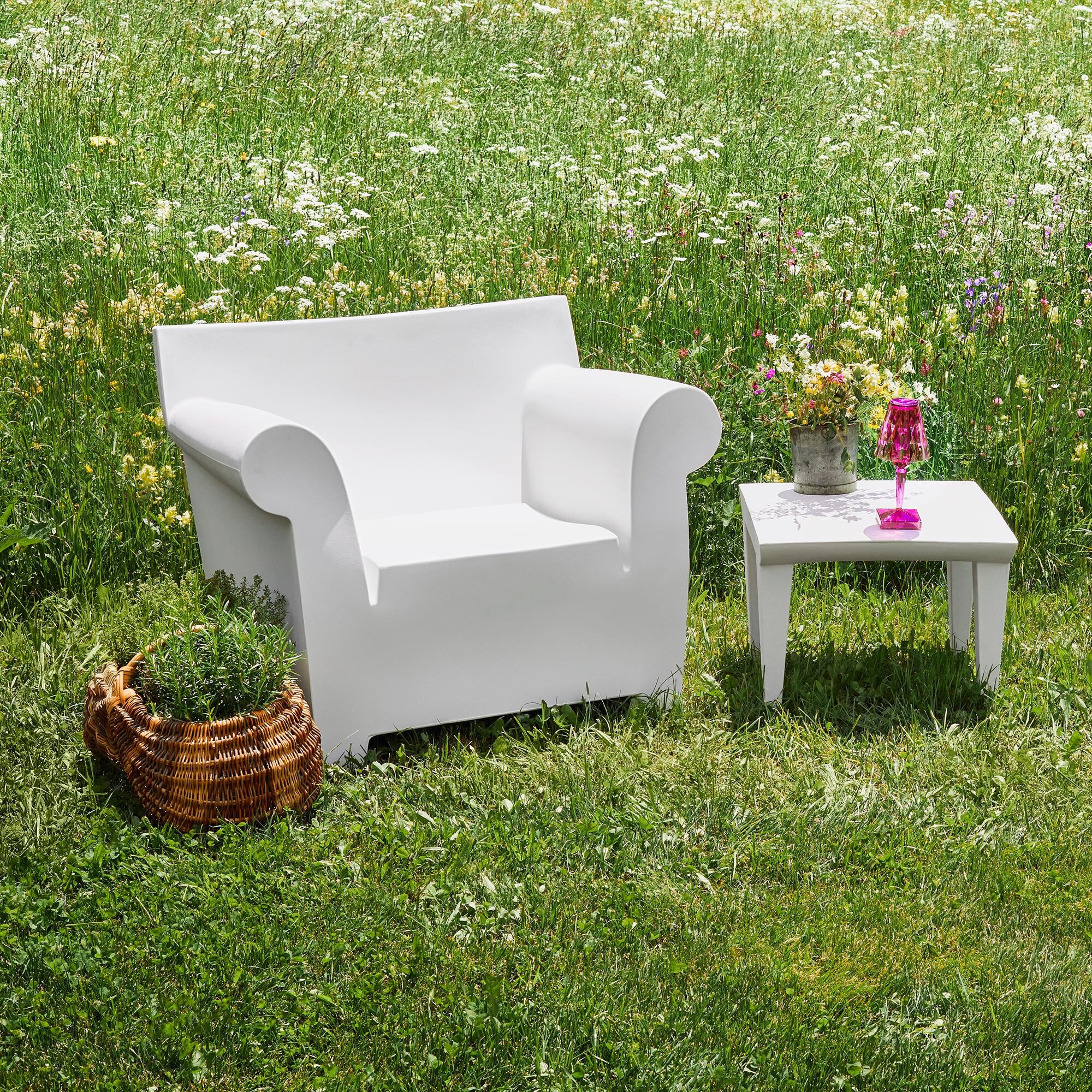 Bubble Club Outdoor Easy Chair