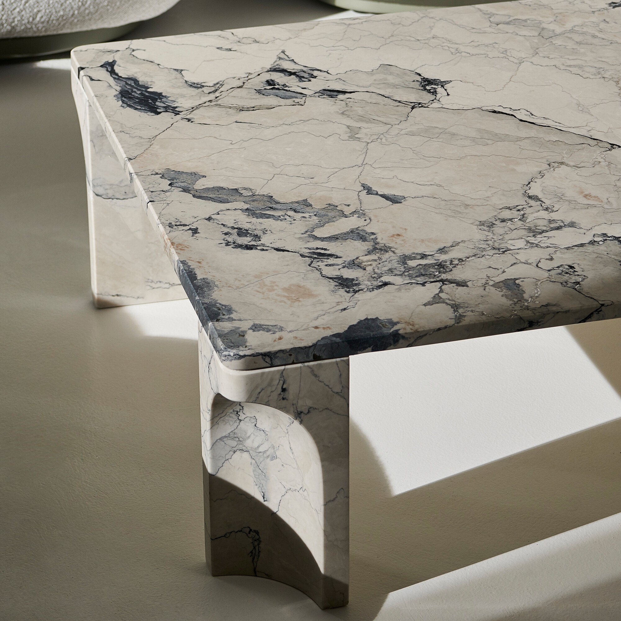 Doric Coffee Table 80x140cm