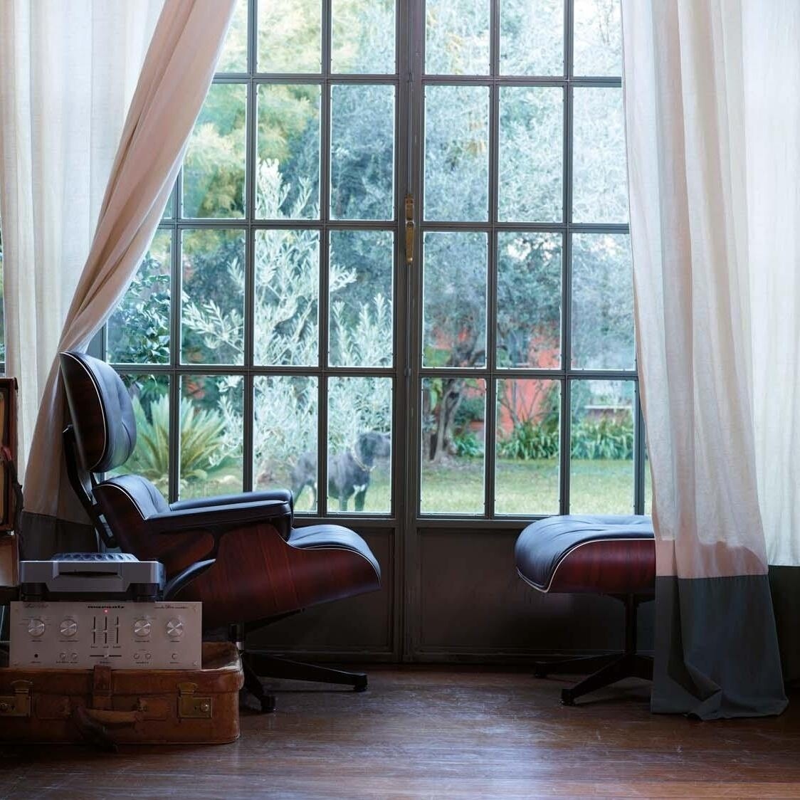 Eames Lounge Chair Ottoman