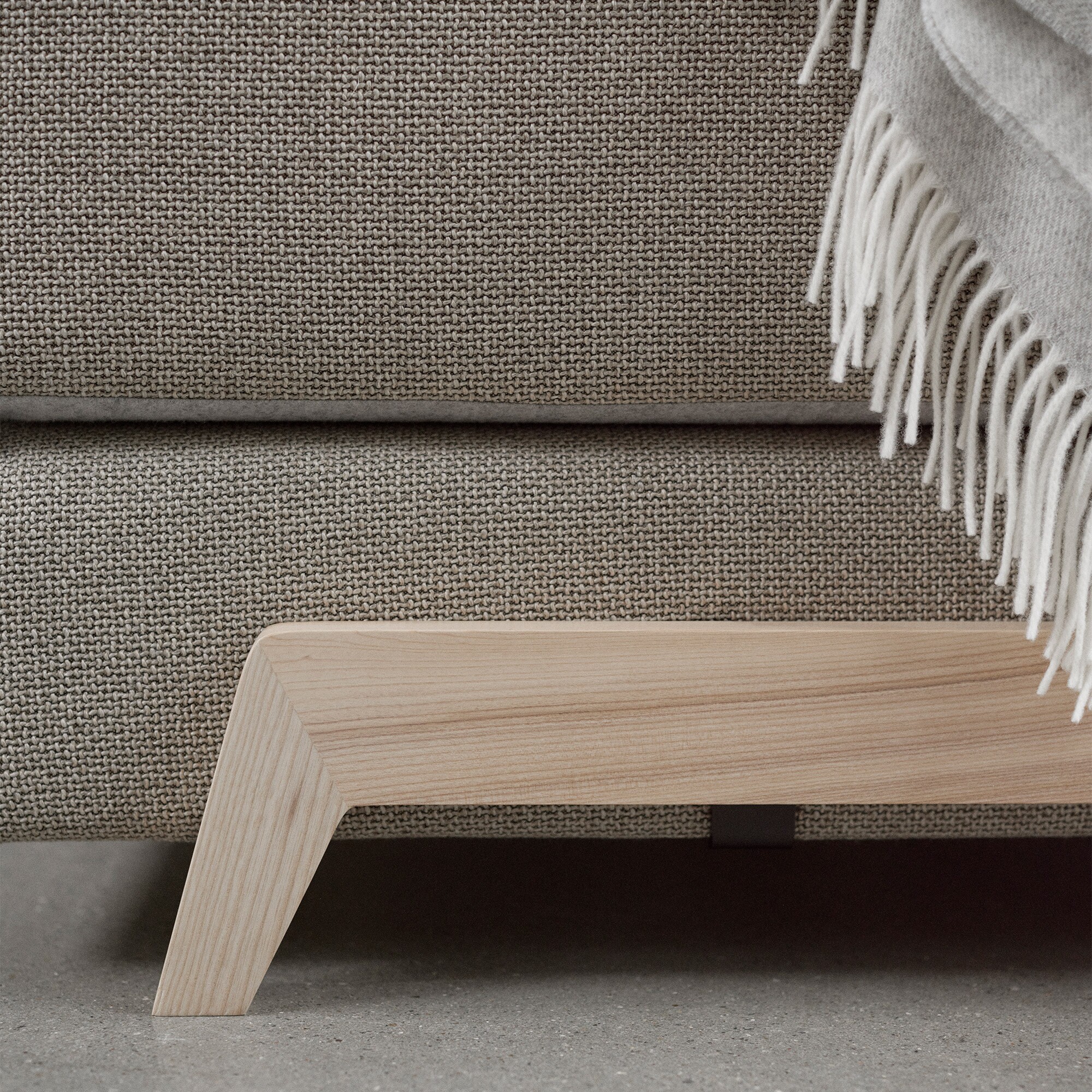 Frame Day Bed with Cold Foam Mattress