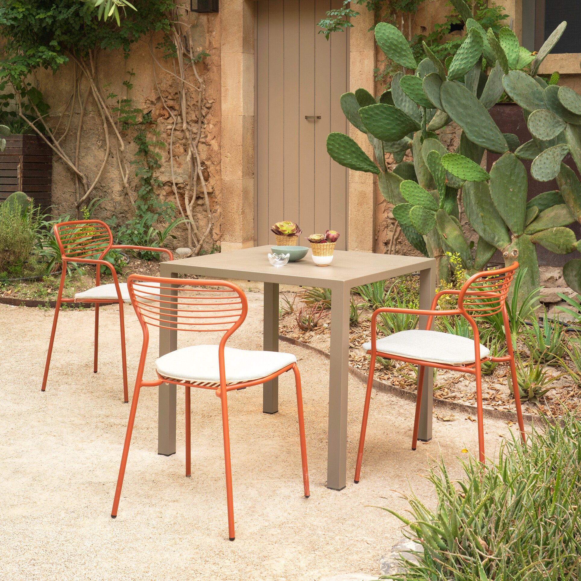 Nova Garden Table 90x90cm