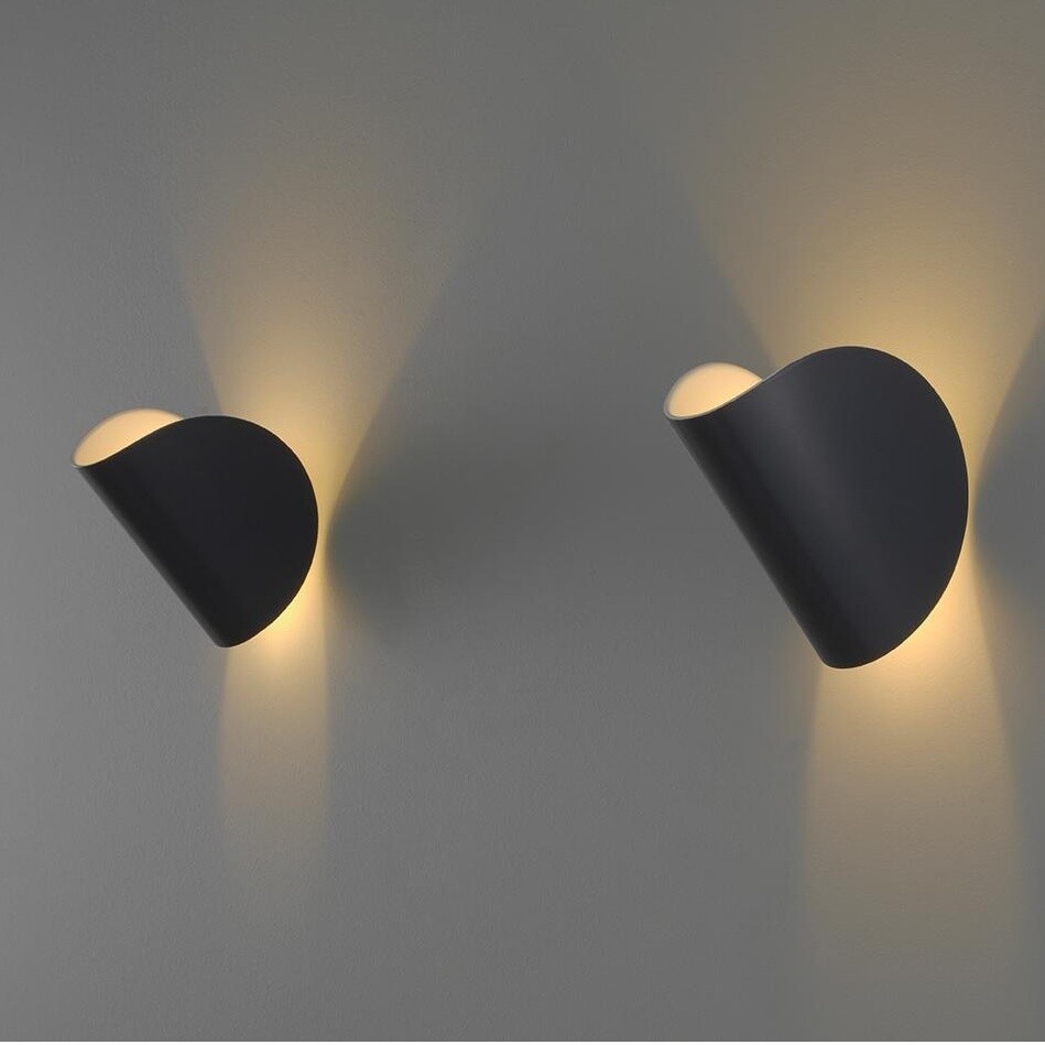 Io LED Wall Lamp