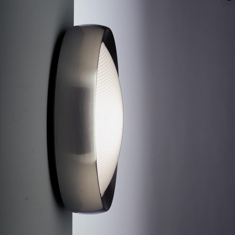 Niki Outdoor Wall Lamp