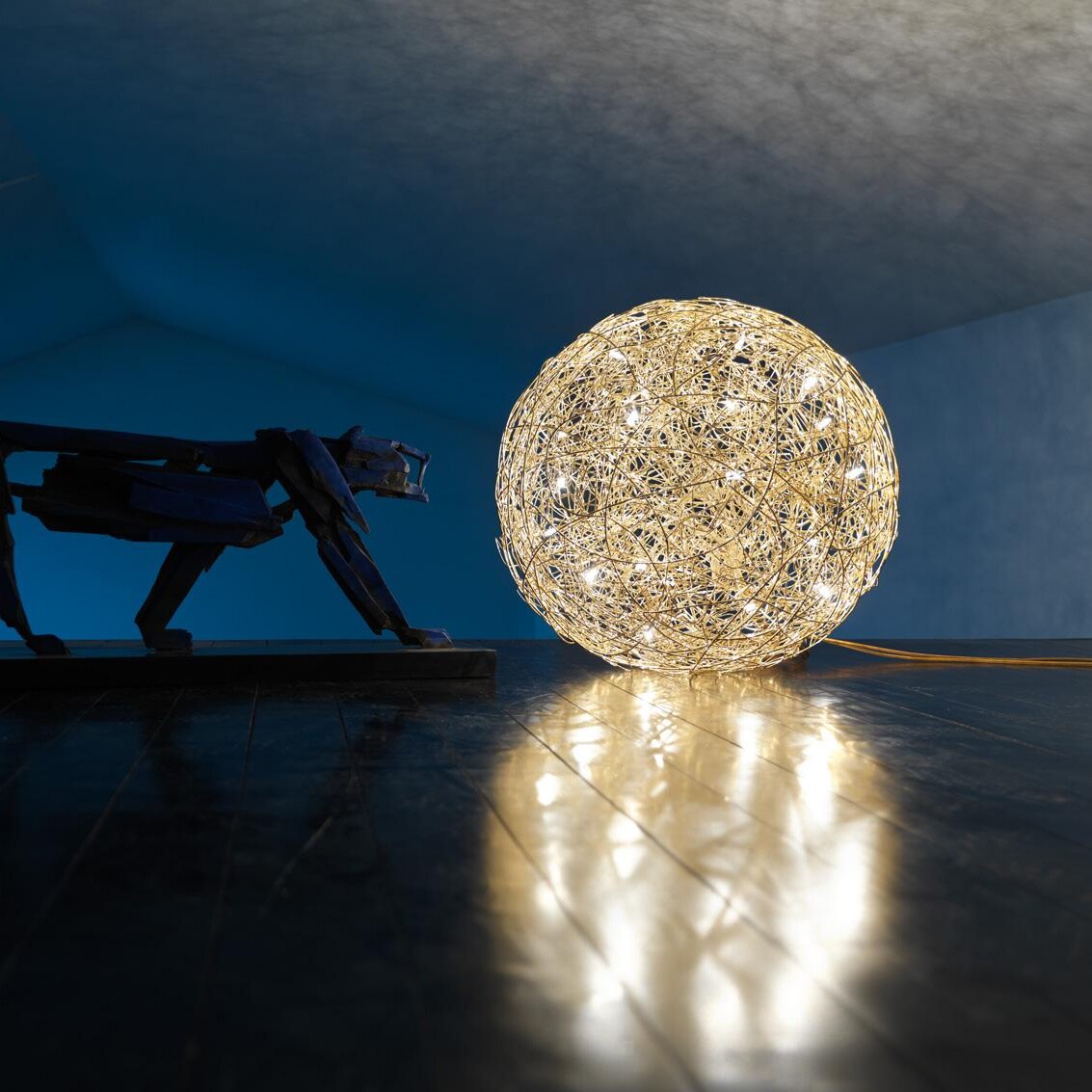 Fil de Fer F Floor Lamp