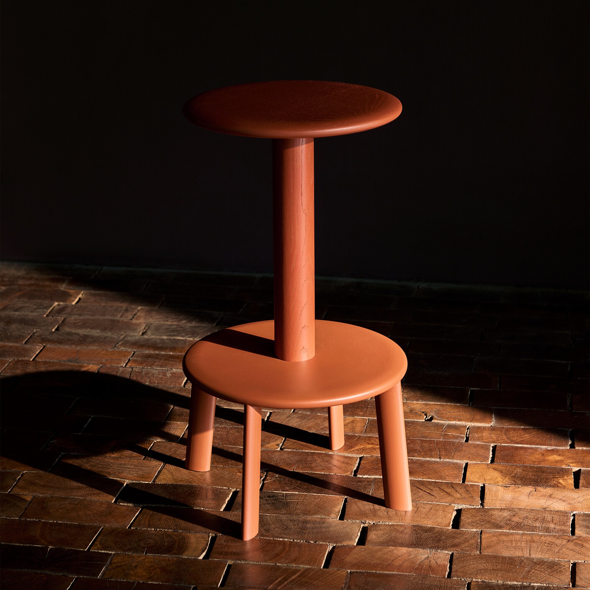 Massif AV39 Counter Stool