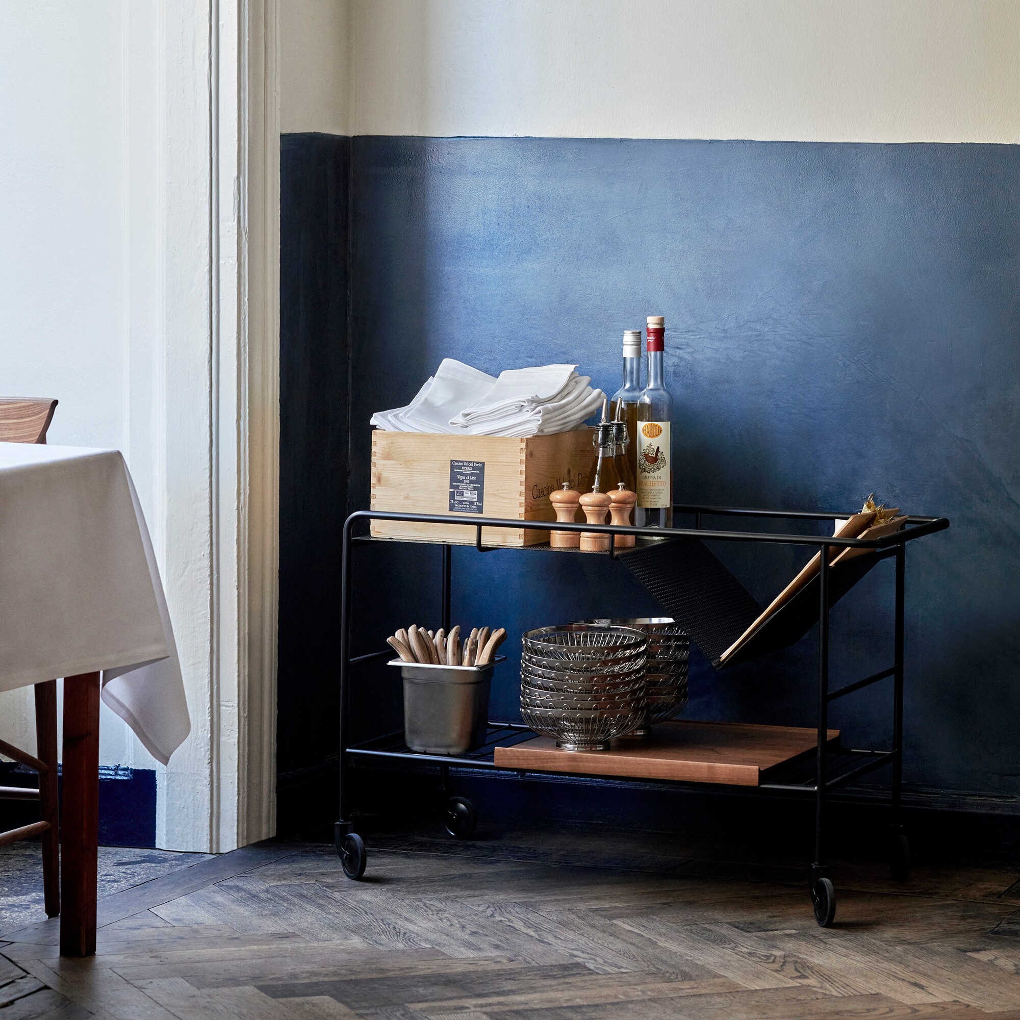 Alima NDS1 Serving Trolley