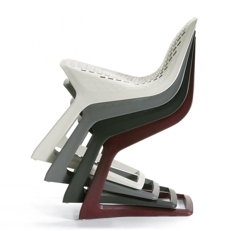 Myto Cantilever Chair