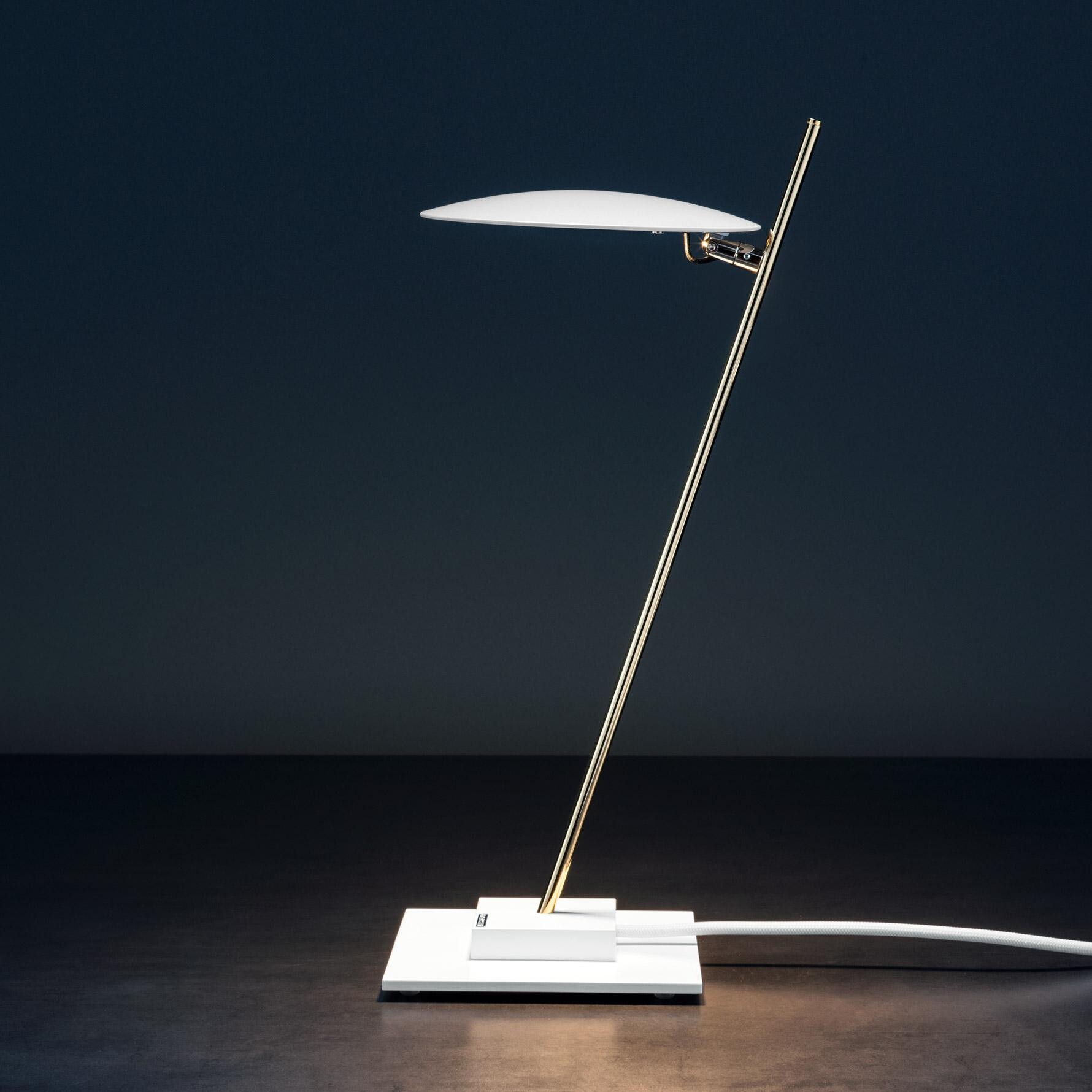 Lederam T1 LED Table Lamp