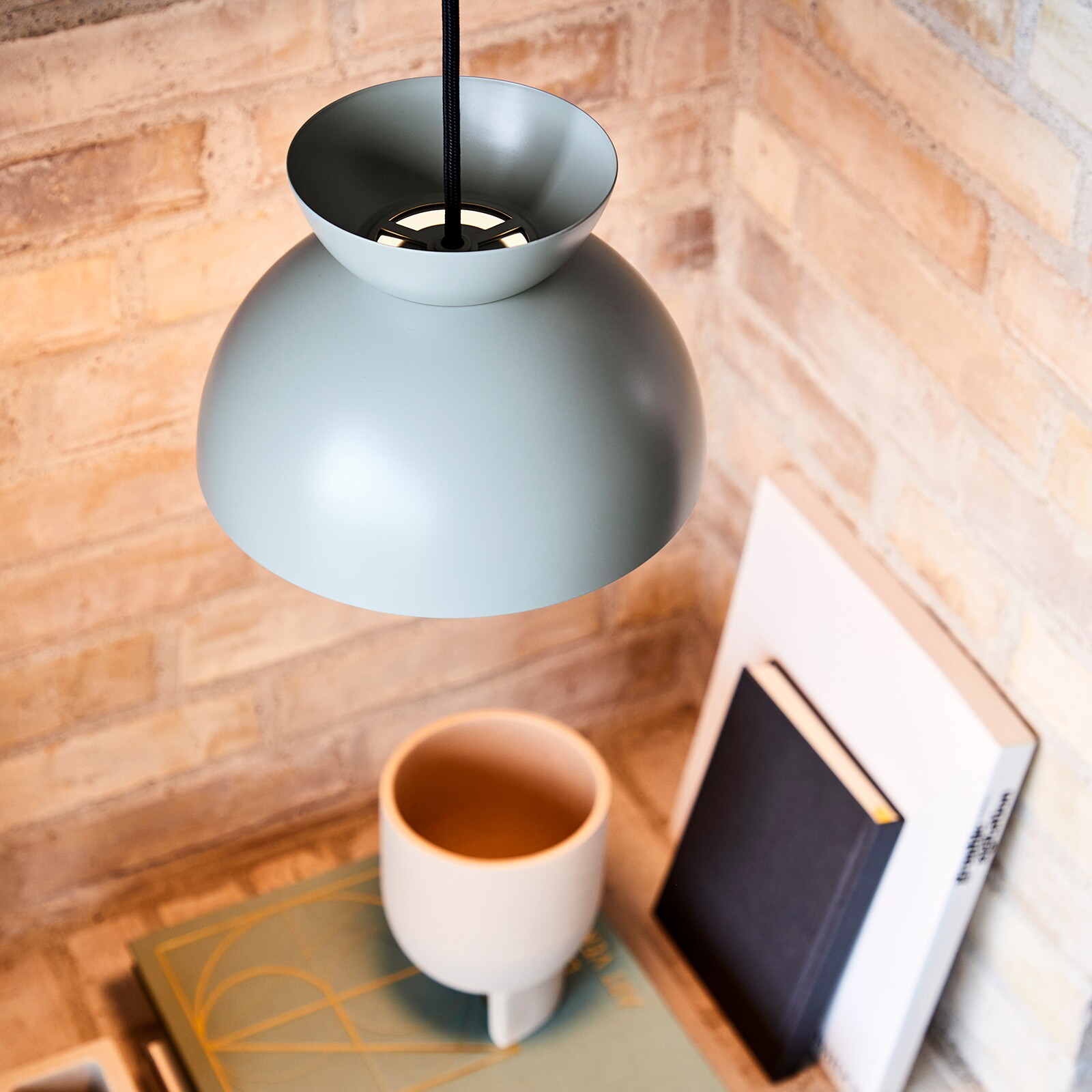 Butterfly Suspension Lamp Ø21cm