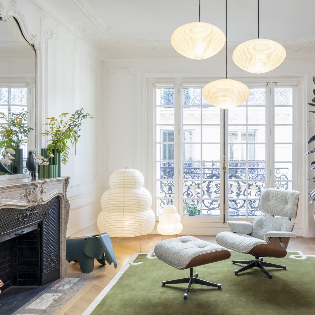 Akari A Suspension Lamp oval