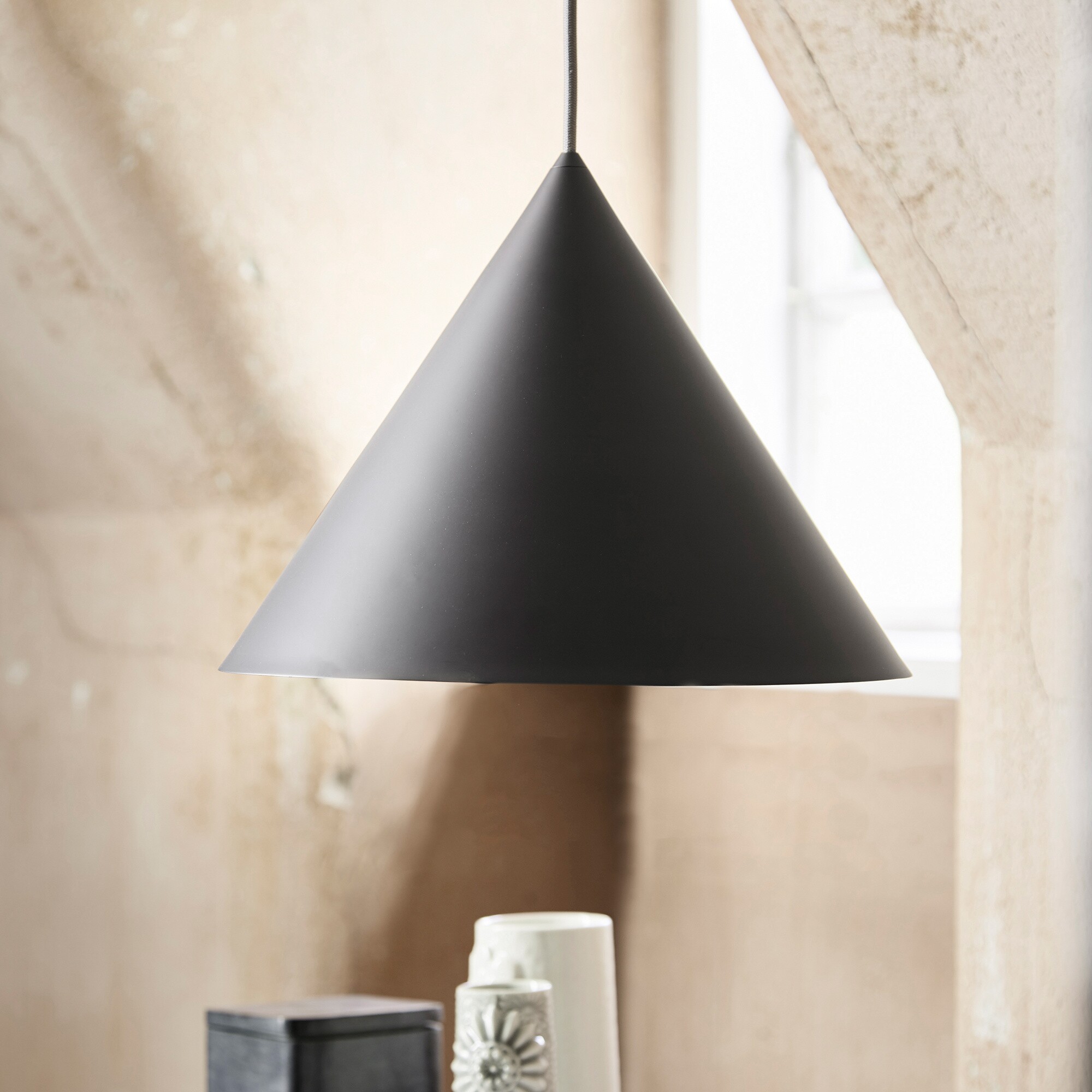 Benjamin Suspension Lamp Ø30cm