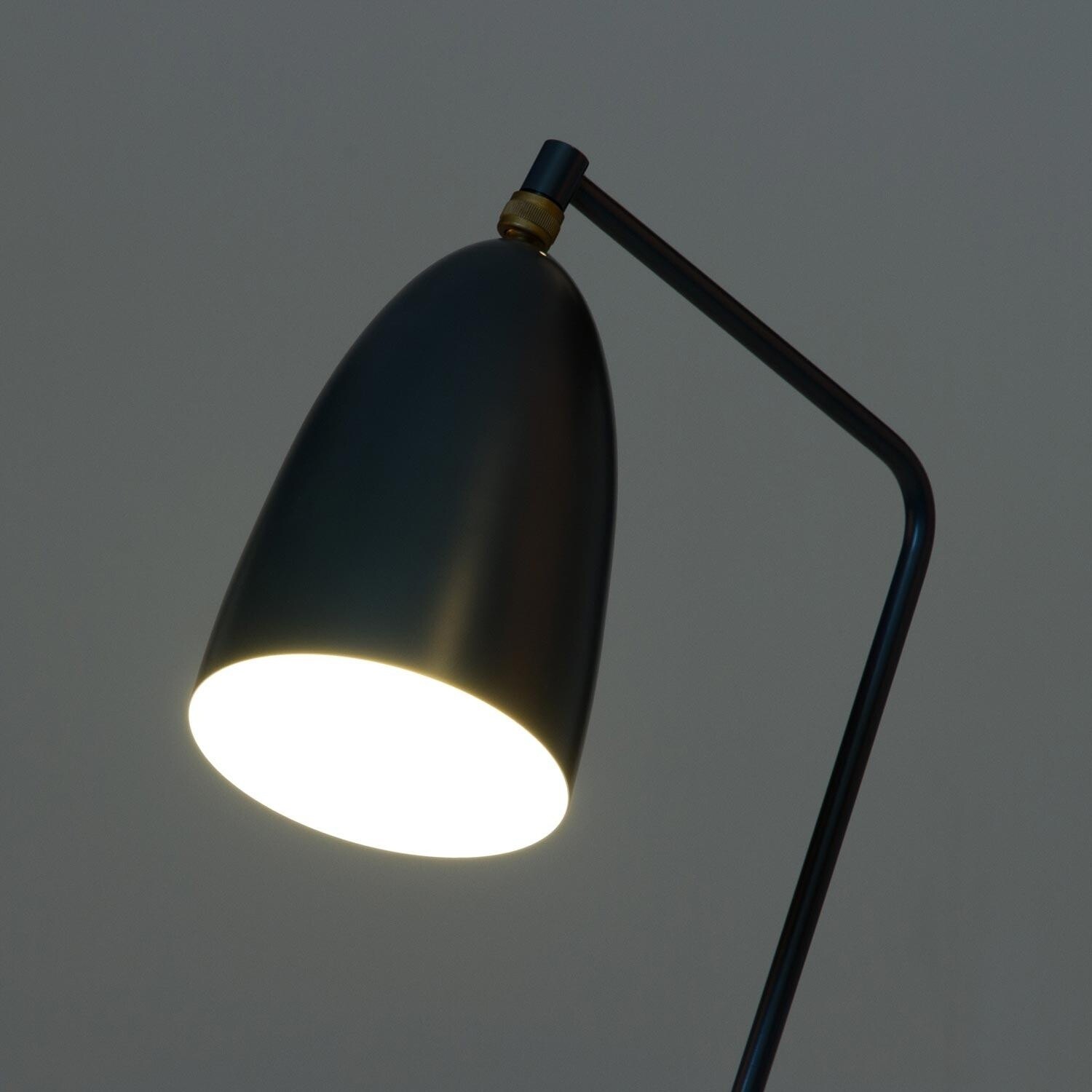 Gräshoppa Floor Lamp