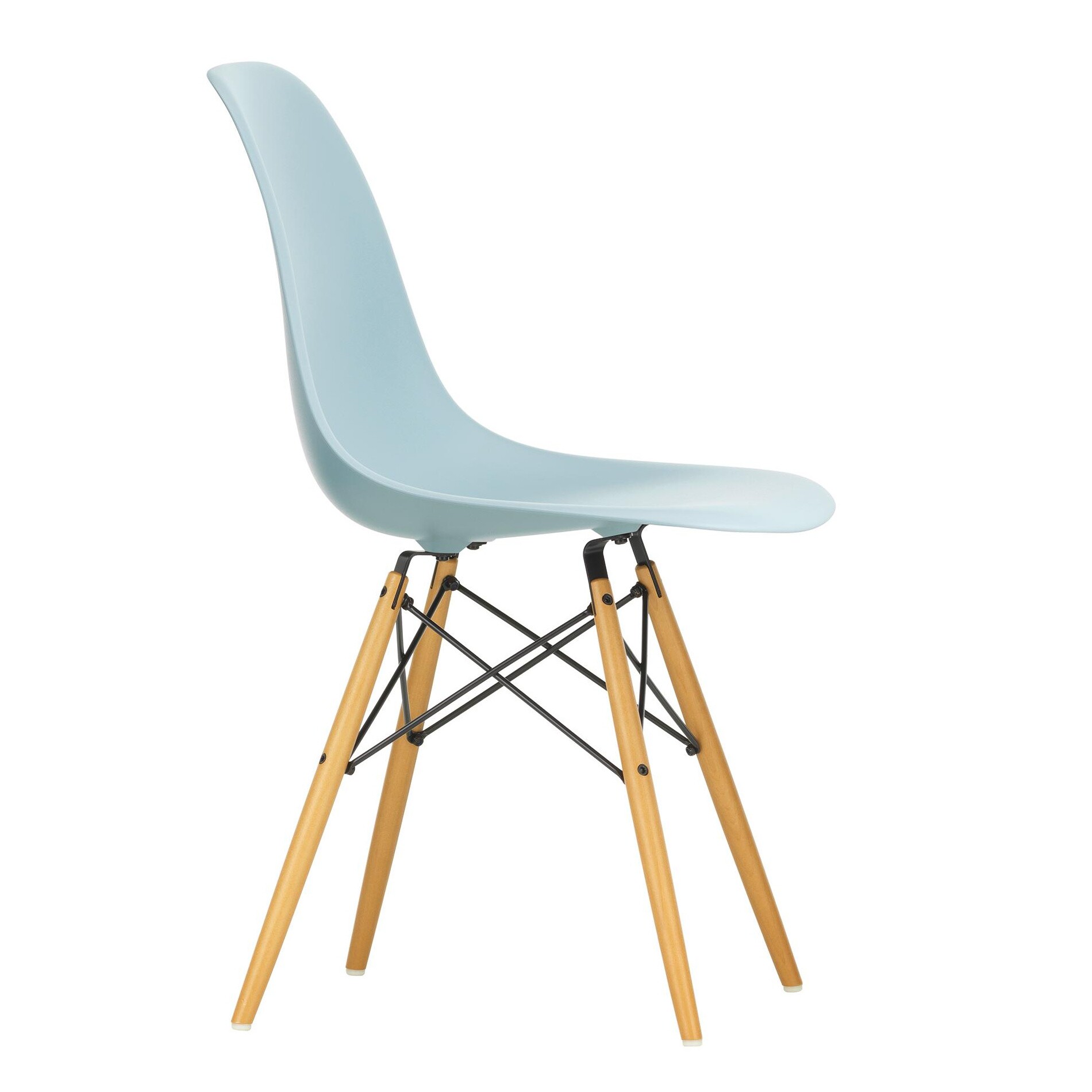 Eames Plastic Side Chair DSW RE Golden Maple