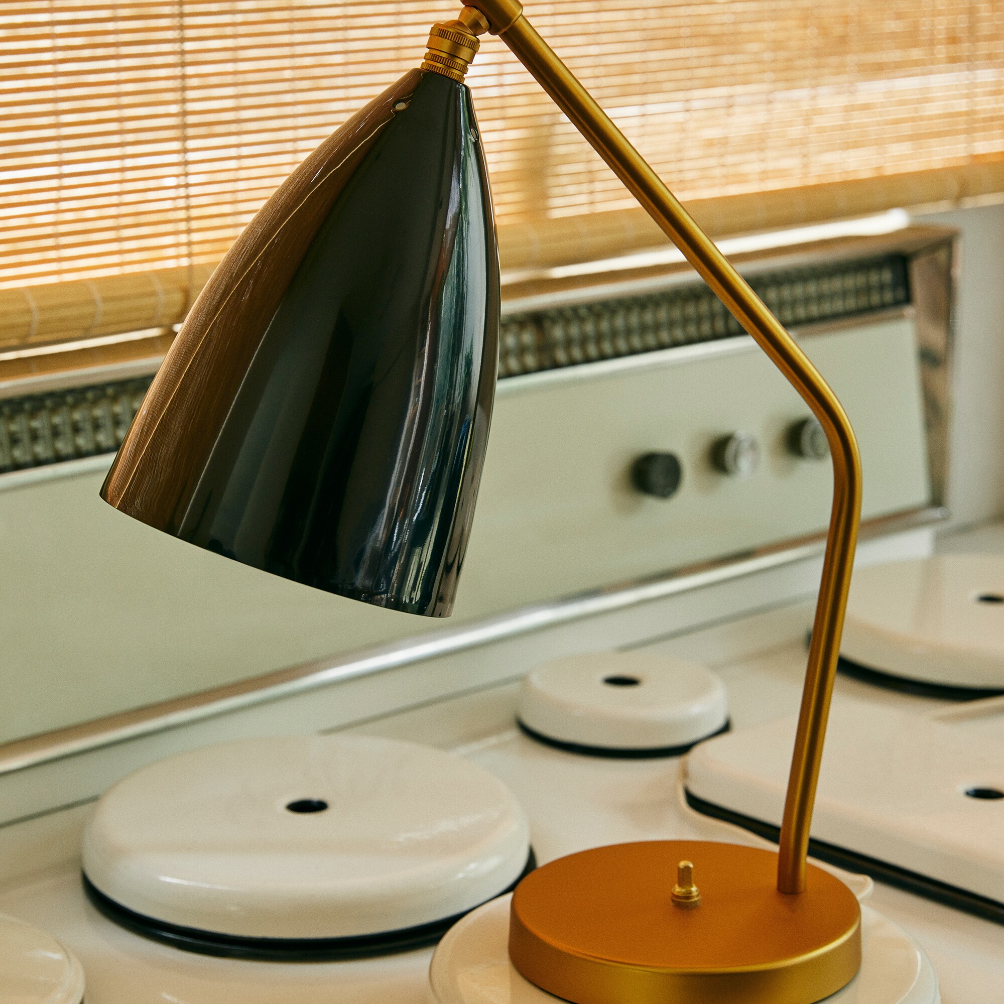 Gräshoppa Table Lamp glossy