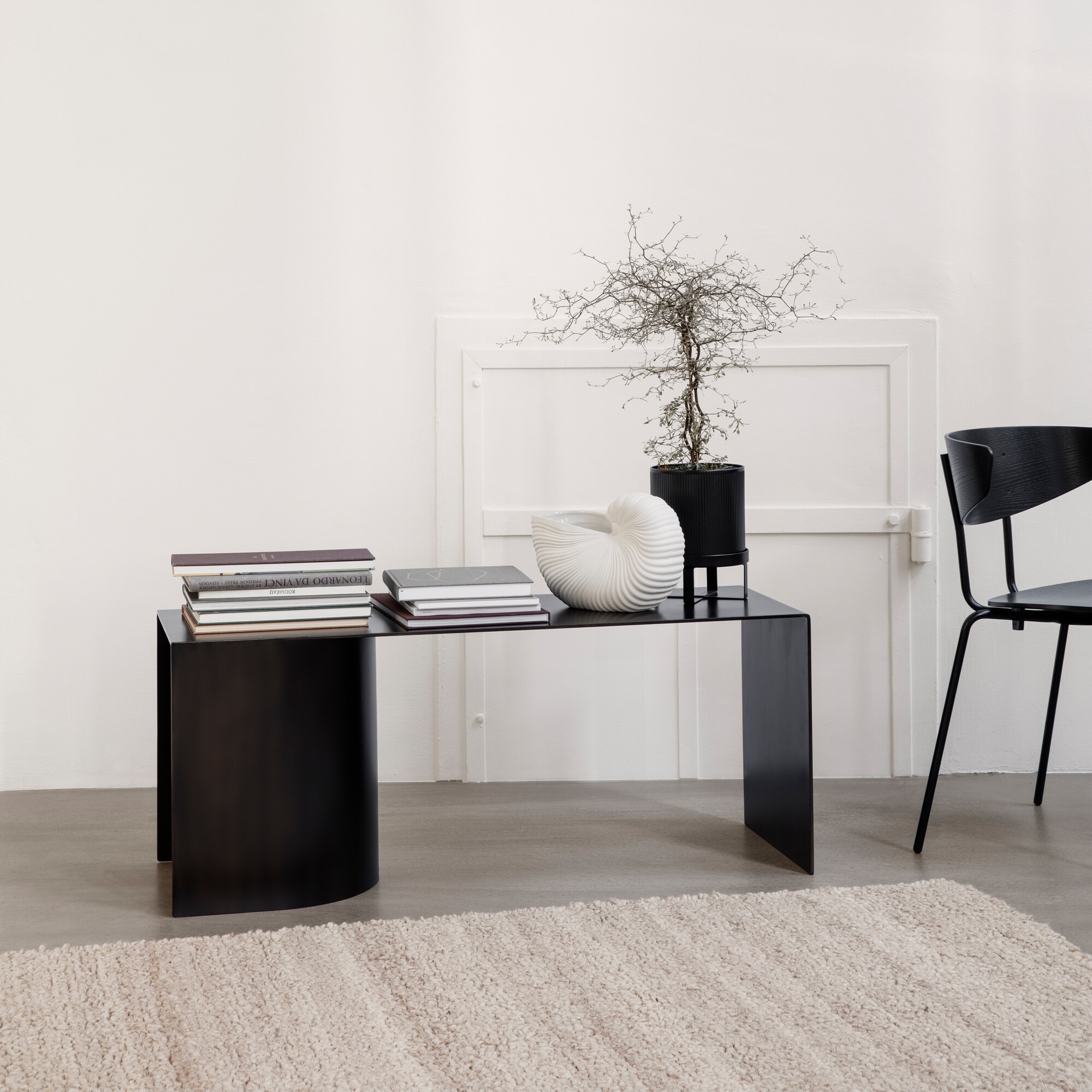 Bau Outdoor Plant Pot L