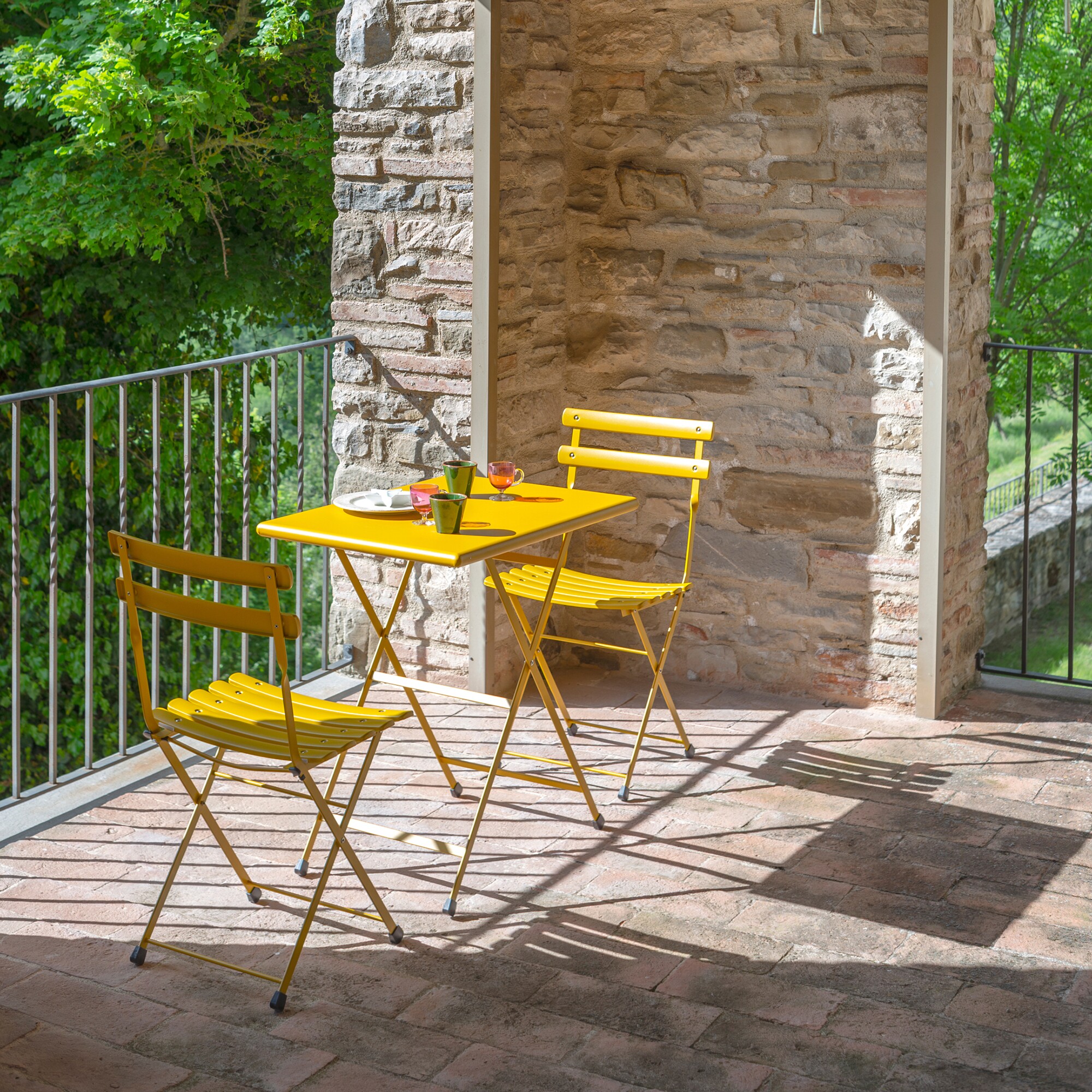 Arc en Ciel Set Garden Table + 2 Garden Chairs