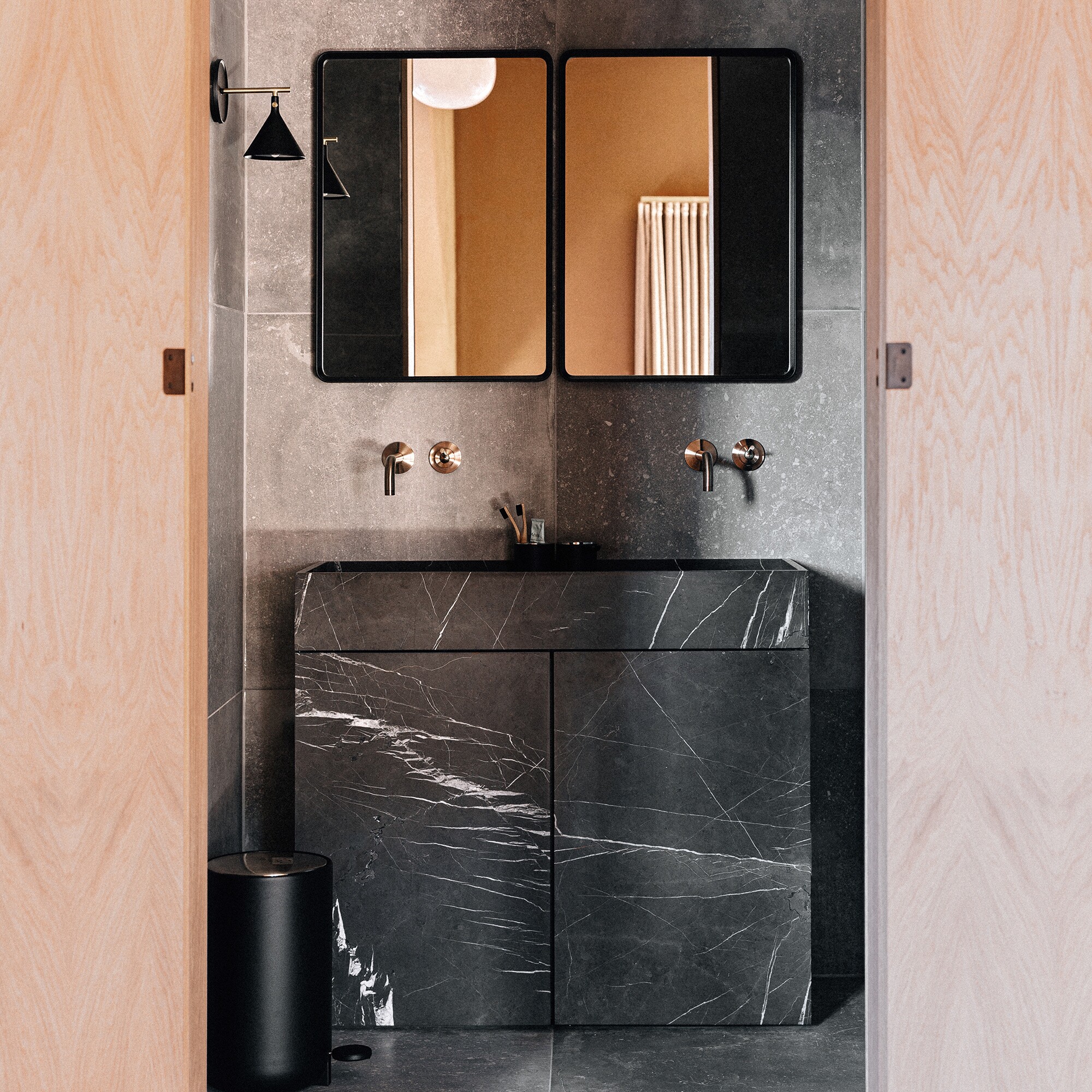 Norm Wall Mirror Rectangular