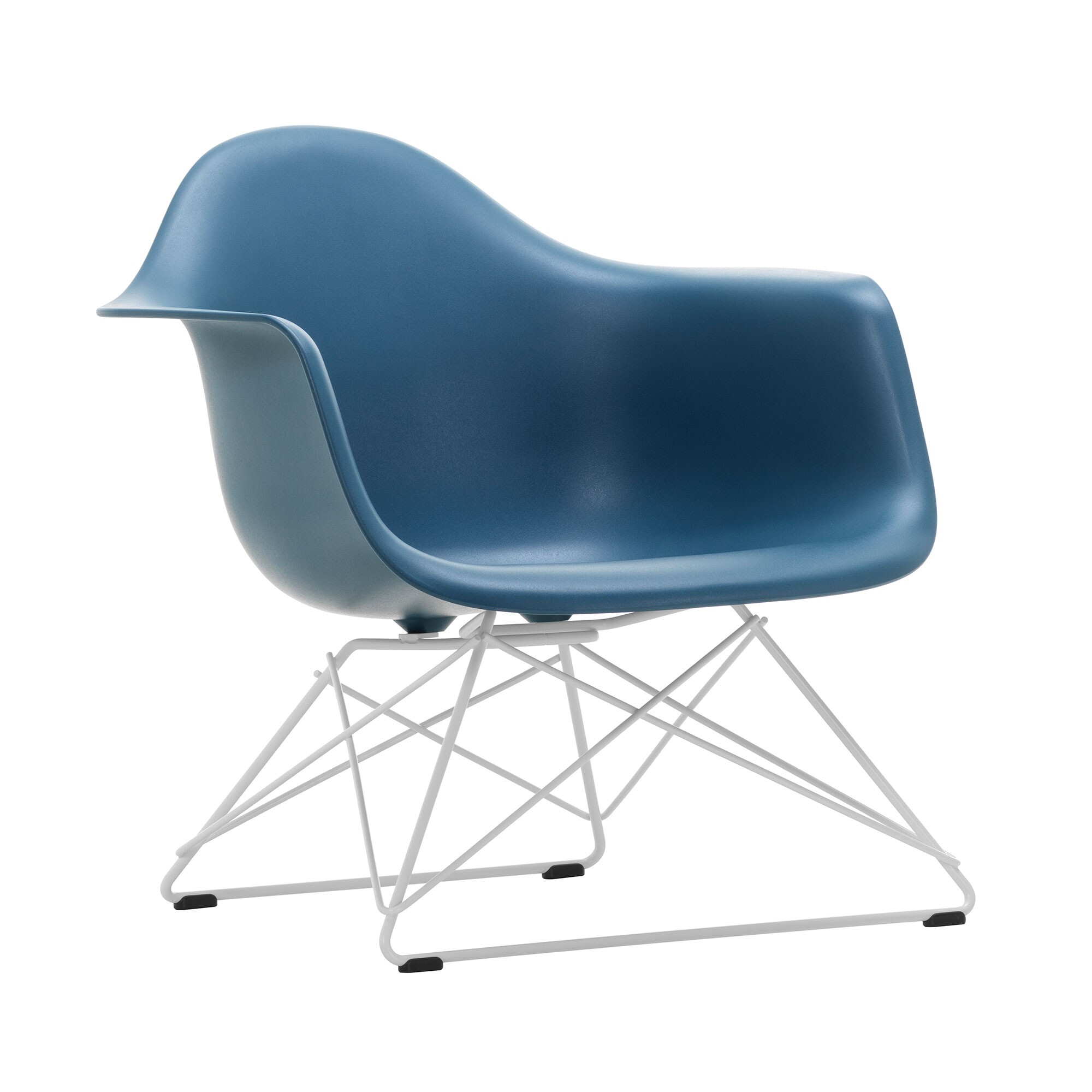 Eames Plastic Armchair LAR RE White Base