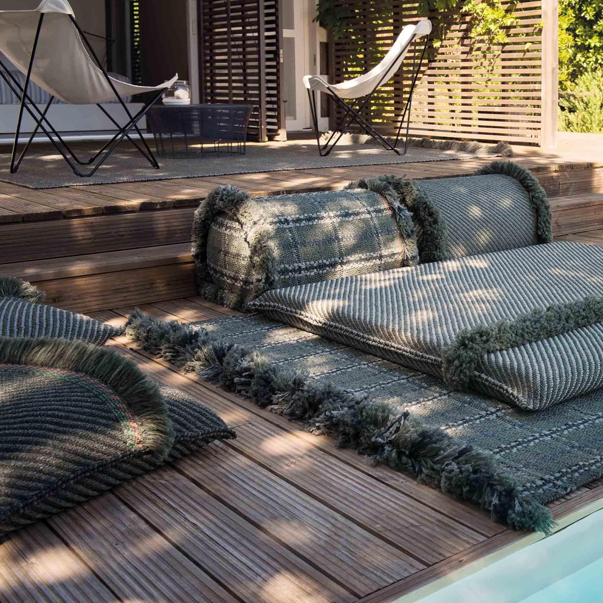 Garden Layers Big Cushion