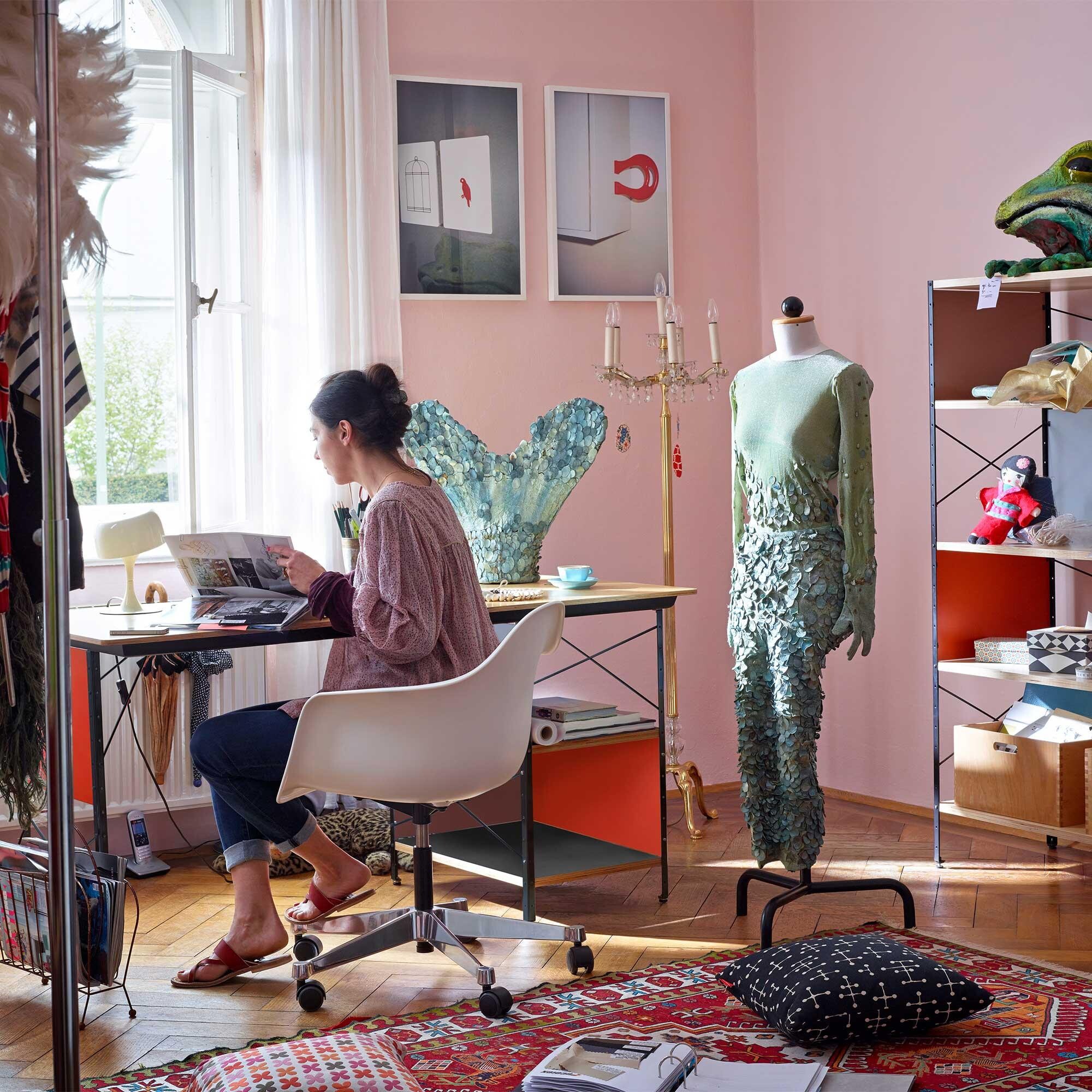 Eames Plastic Armchair PACC Office Chair