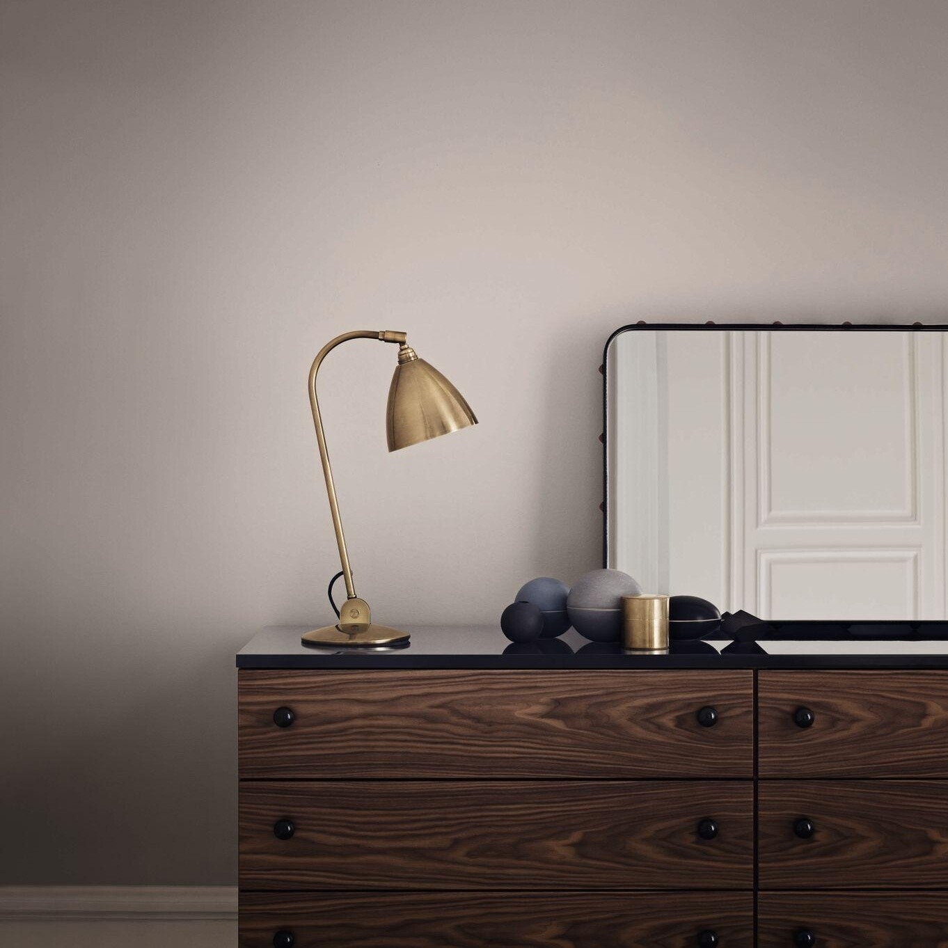 Grossman 62-Series 6 Dresser