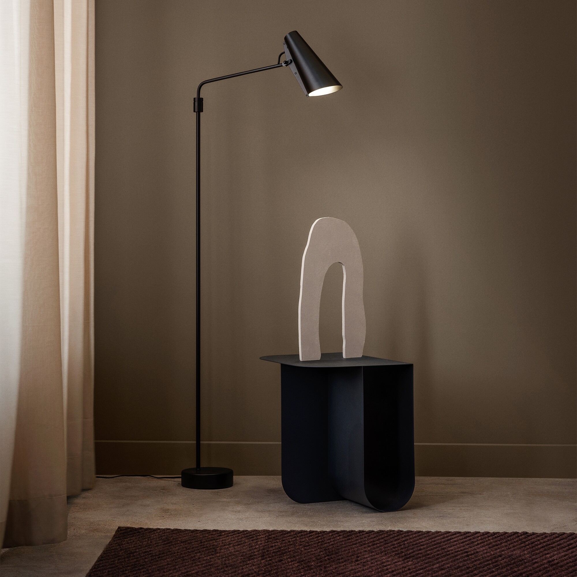 Birdy Swing Floor Lamp