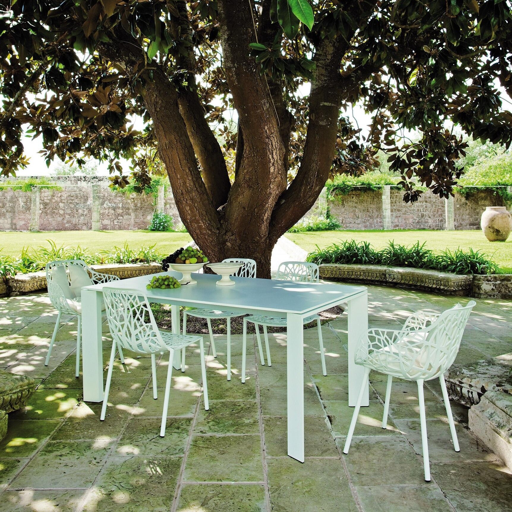 Grande Arche Extendable Garden Table