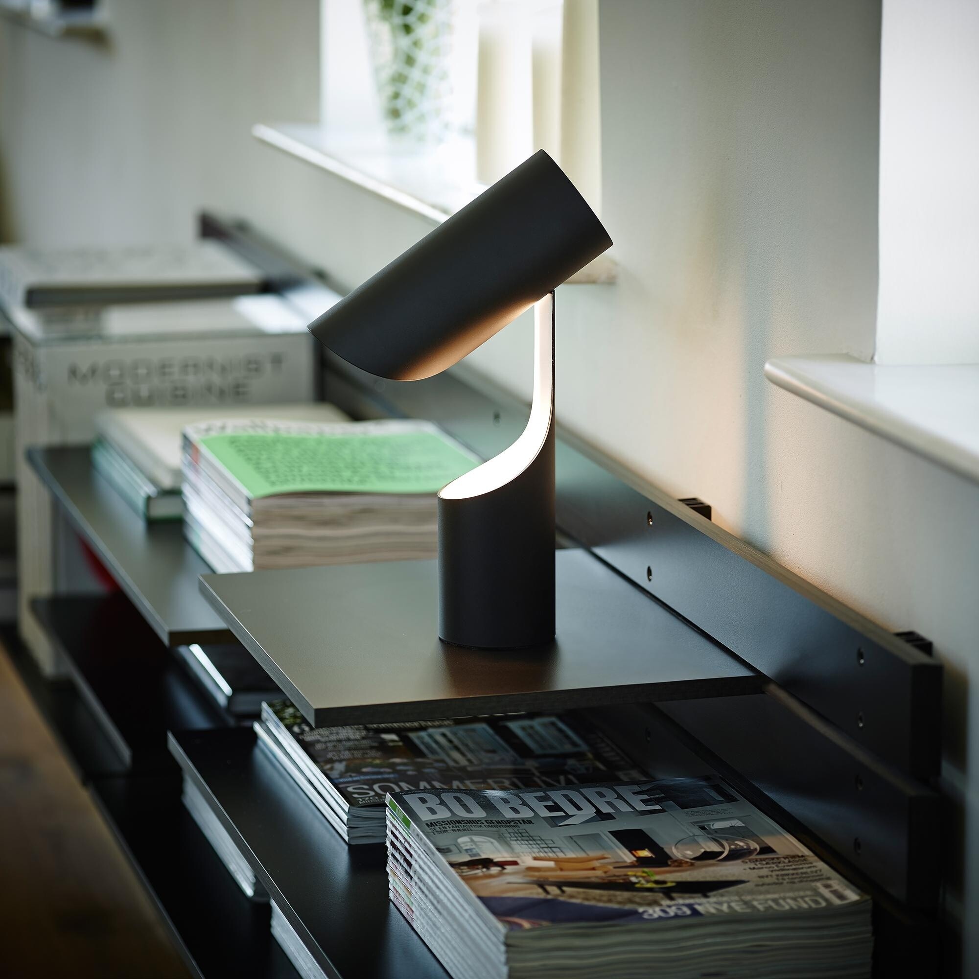 Mutatio 353 Table Lamp