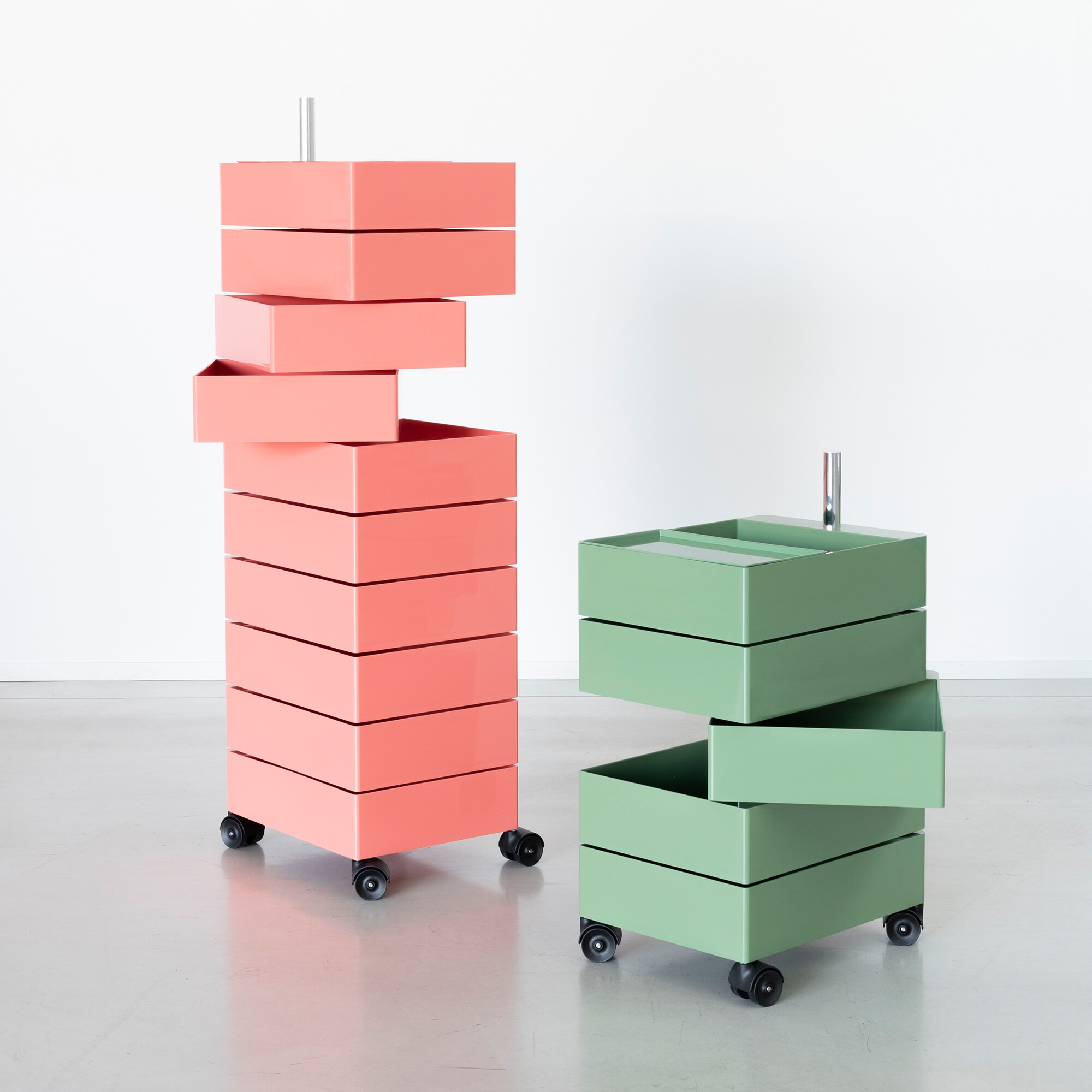 360° Container With Wheels H 72cm