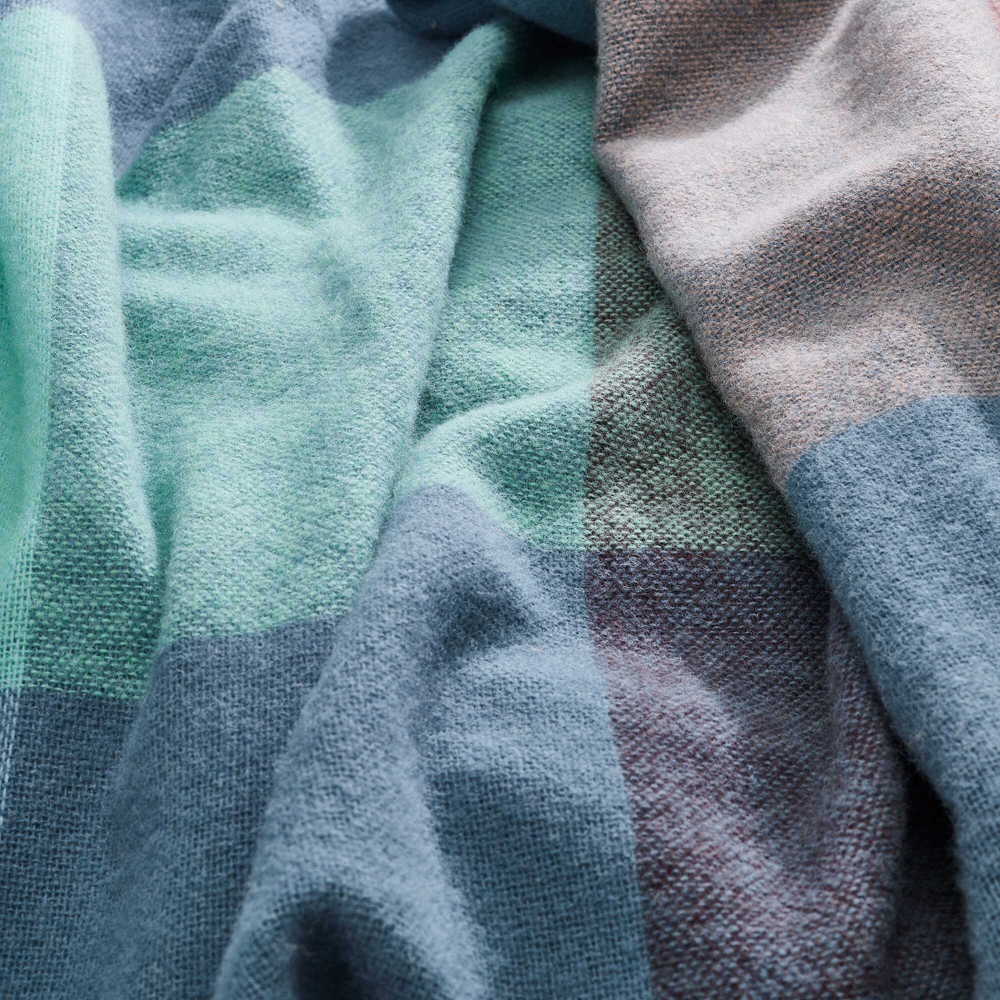 Colour Blend Blanket