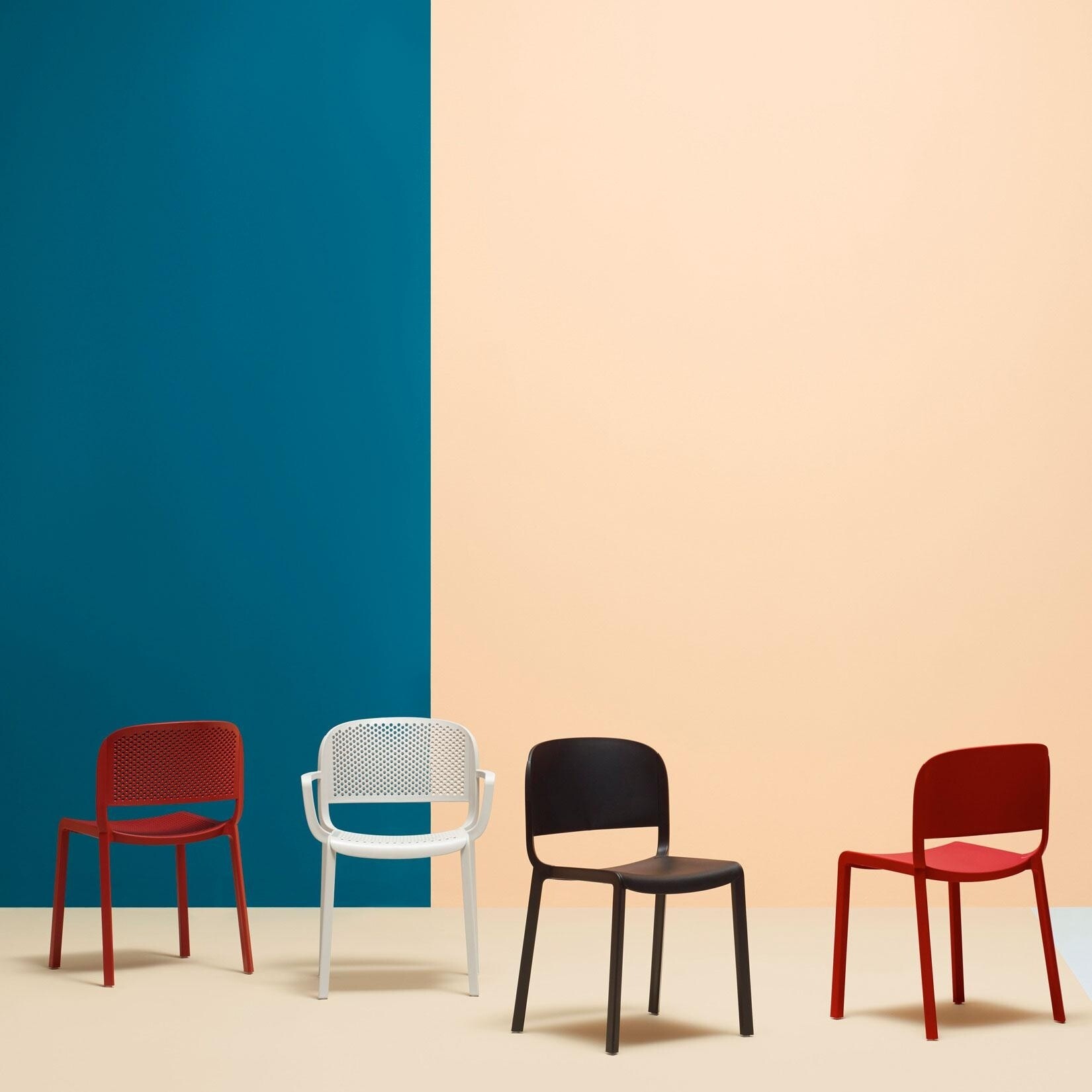 Dome 266 Garden Armchair