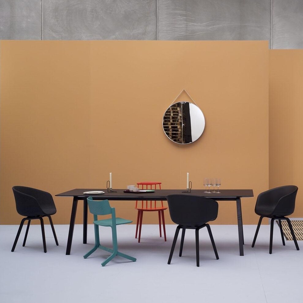 About a Chair AAC 23 Armchair Upholstered Black Oak Base