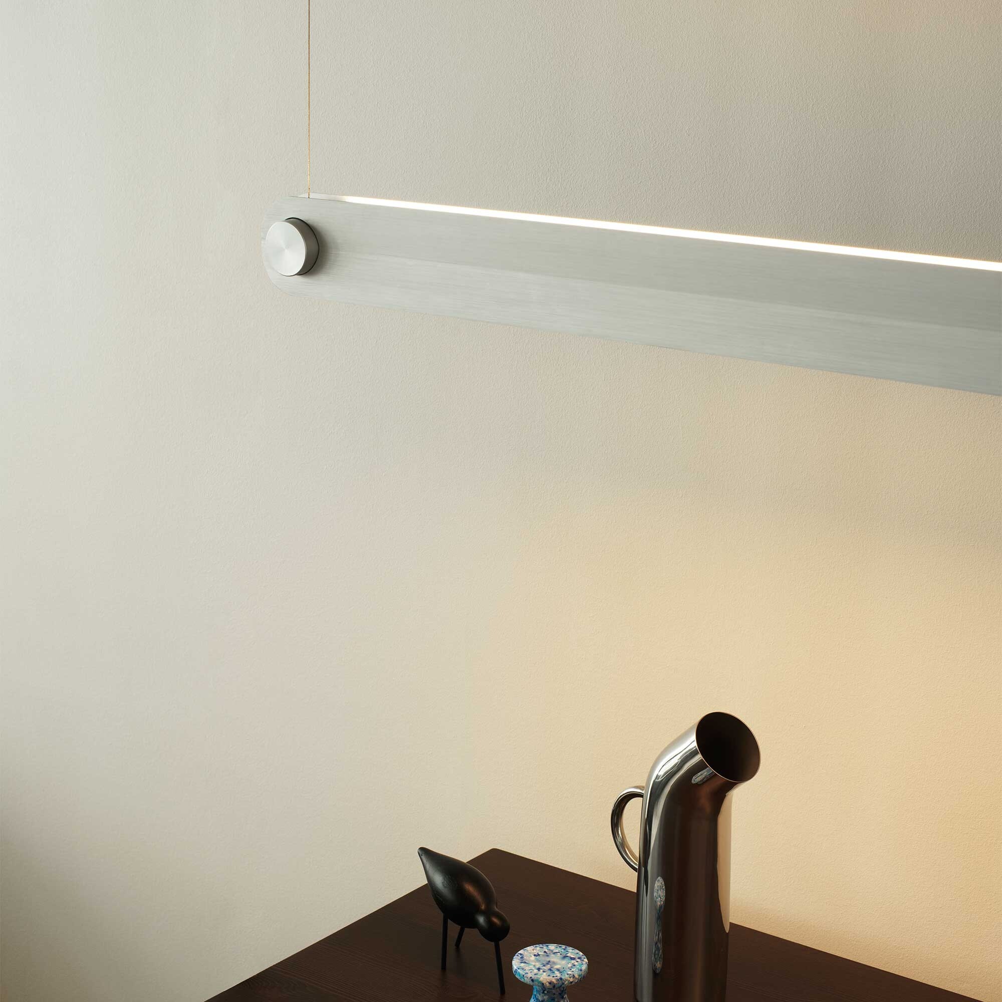 Dim Linear LED Suspension Lamp