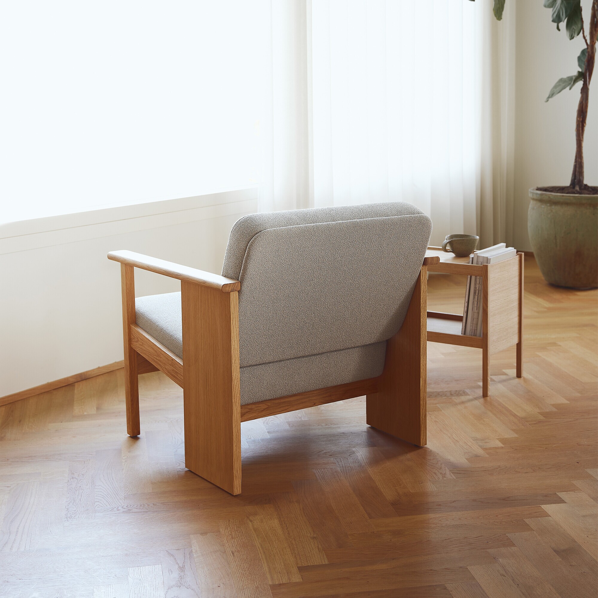 Block Lounge Chair Oak Oiled